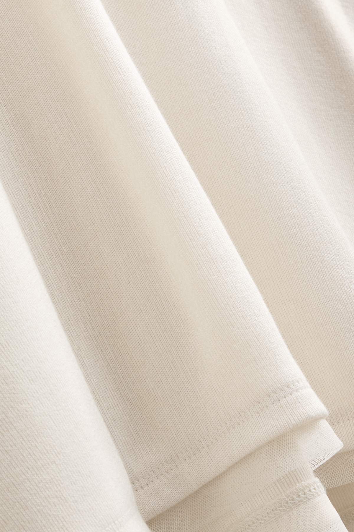 Long sleeve V-neck top - curvy fit - beige