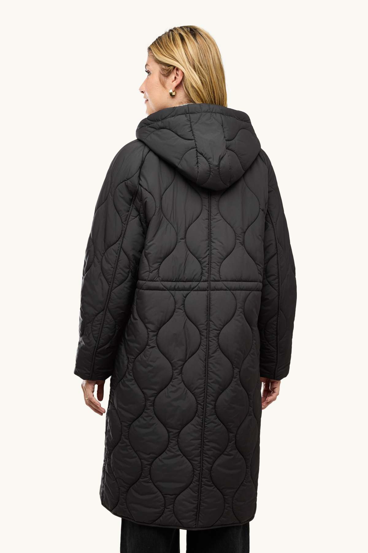 Quilted coat with hood - lined - black