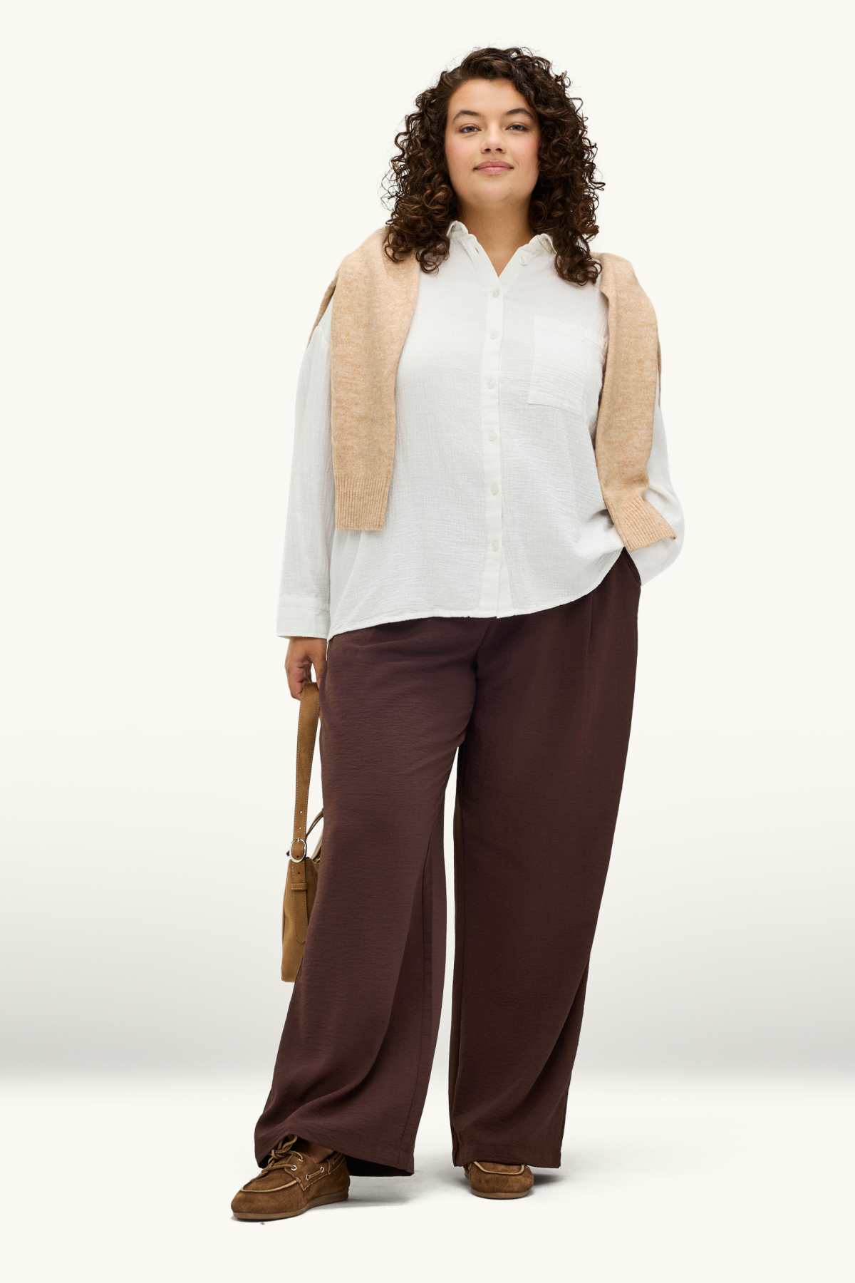 Cloth trousers - high waist - wide leg - brown