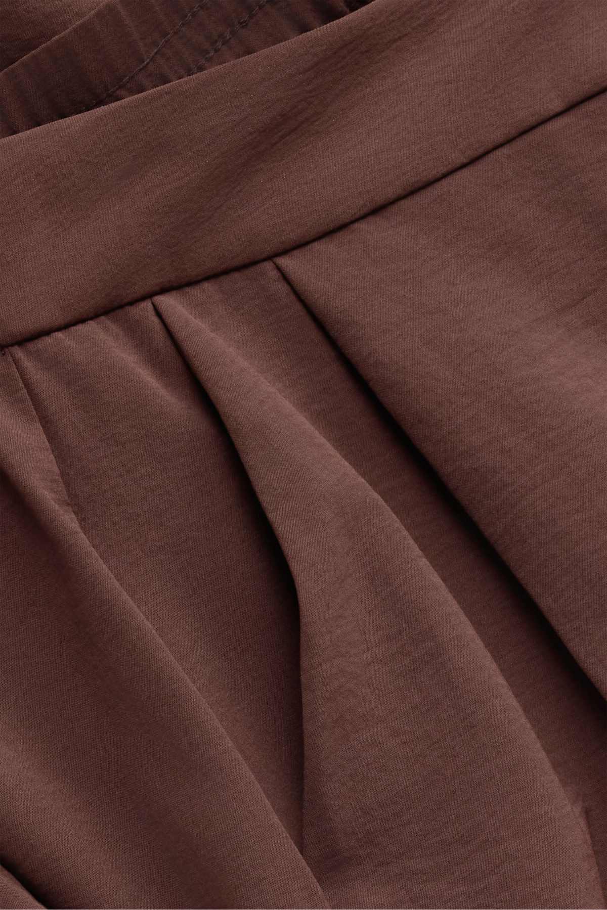 Cloth trousers - high waist - wide leg - brown