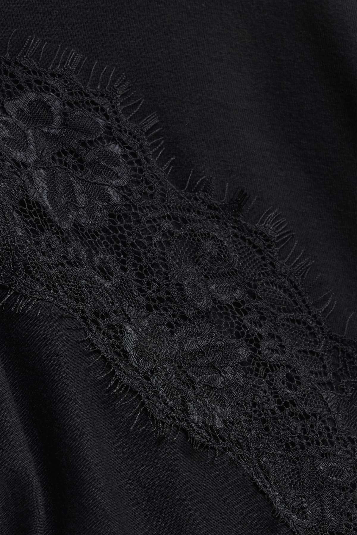 V-neck T-shirt - curvy fit - black