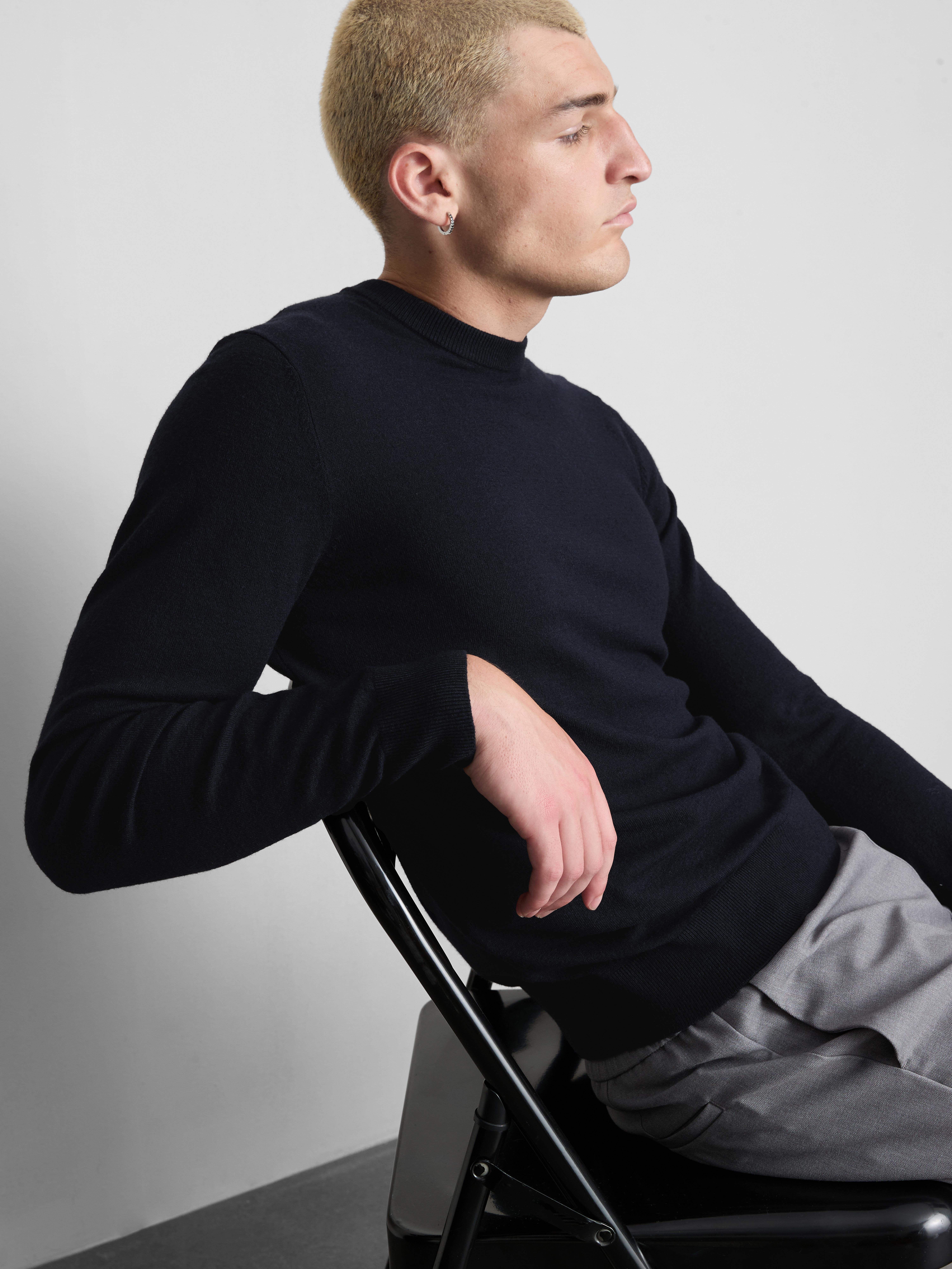 Crew Neck Sweater - Navy
