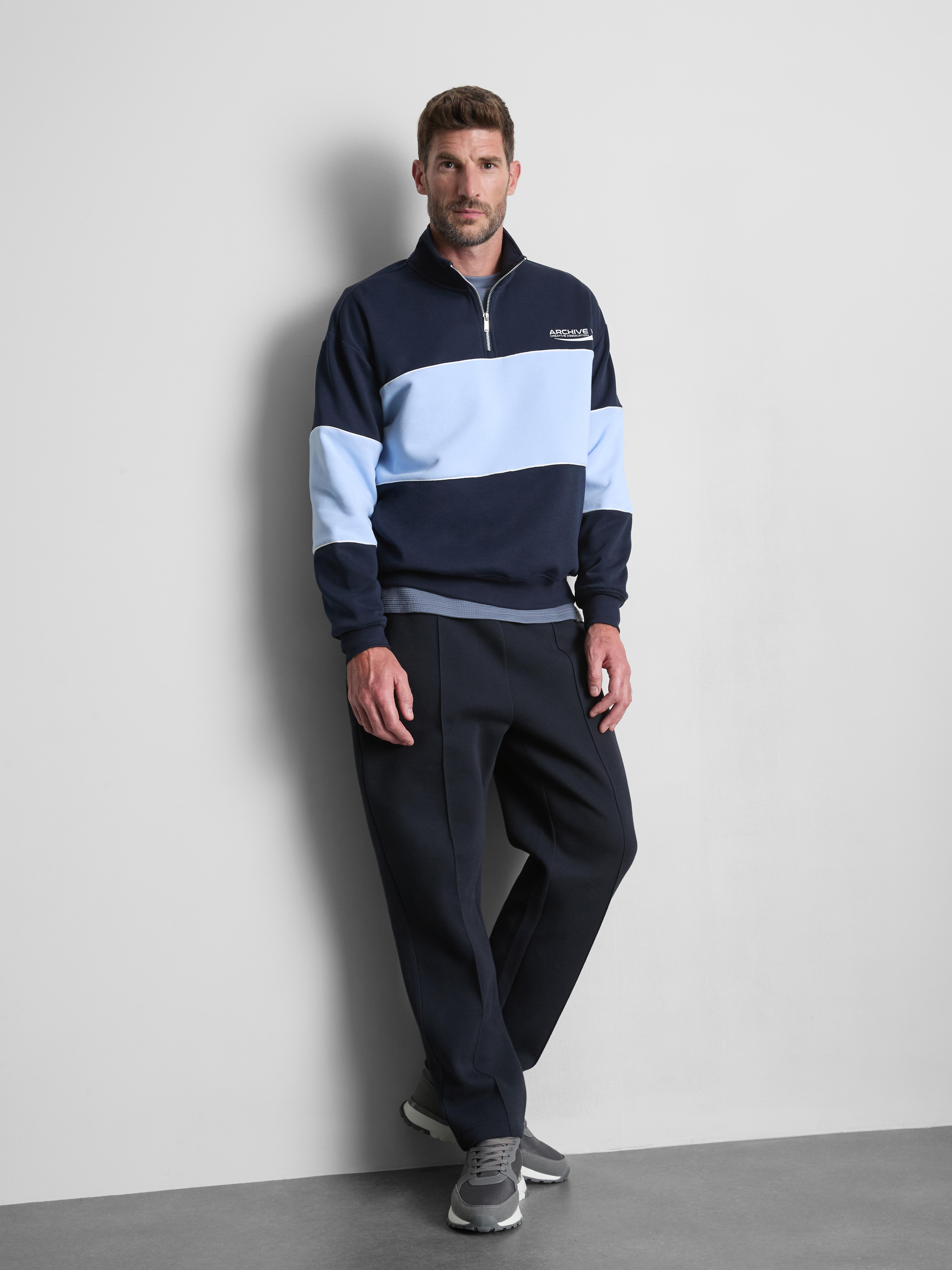 Colorblock High-Neck Sweatshirt - Navy