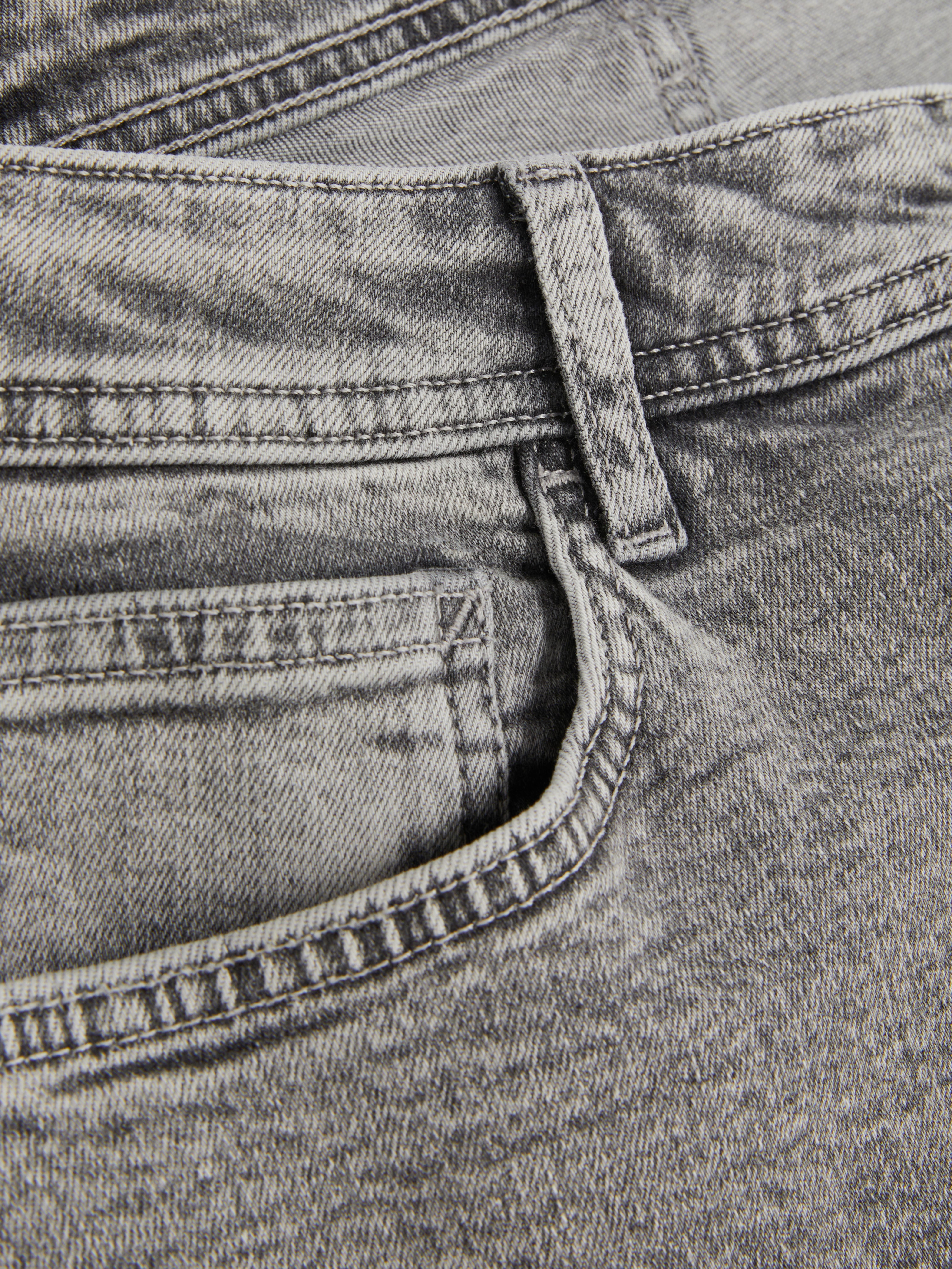 Mid-Rise Slim Fit Jeans - Gray