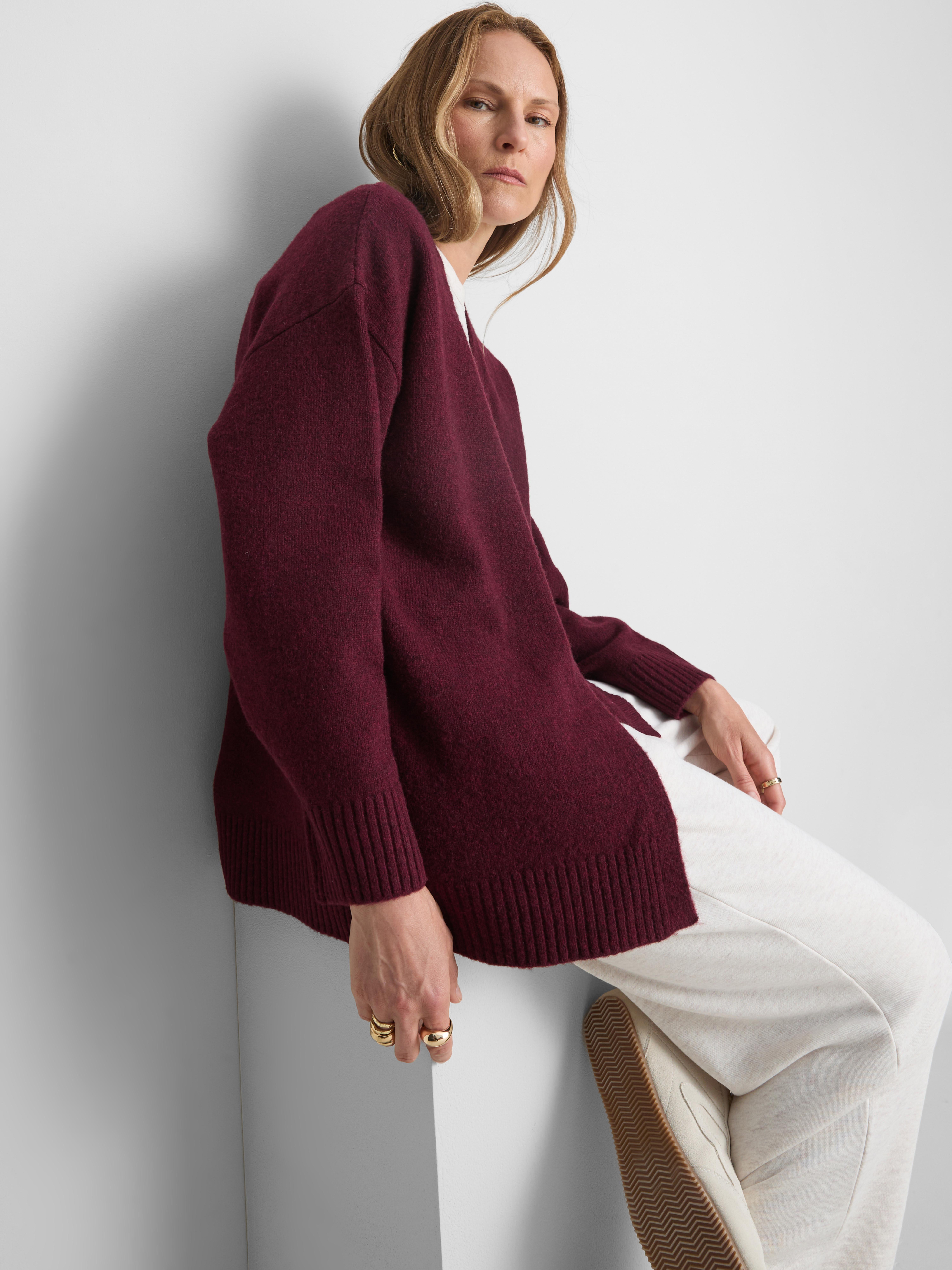 Classic Relaxed Knitted Cardigan - Cherry