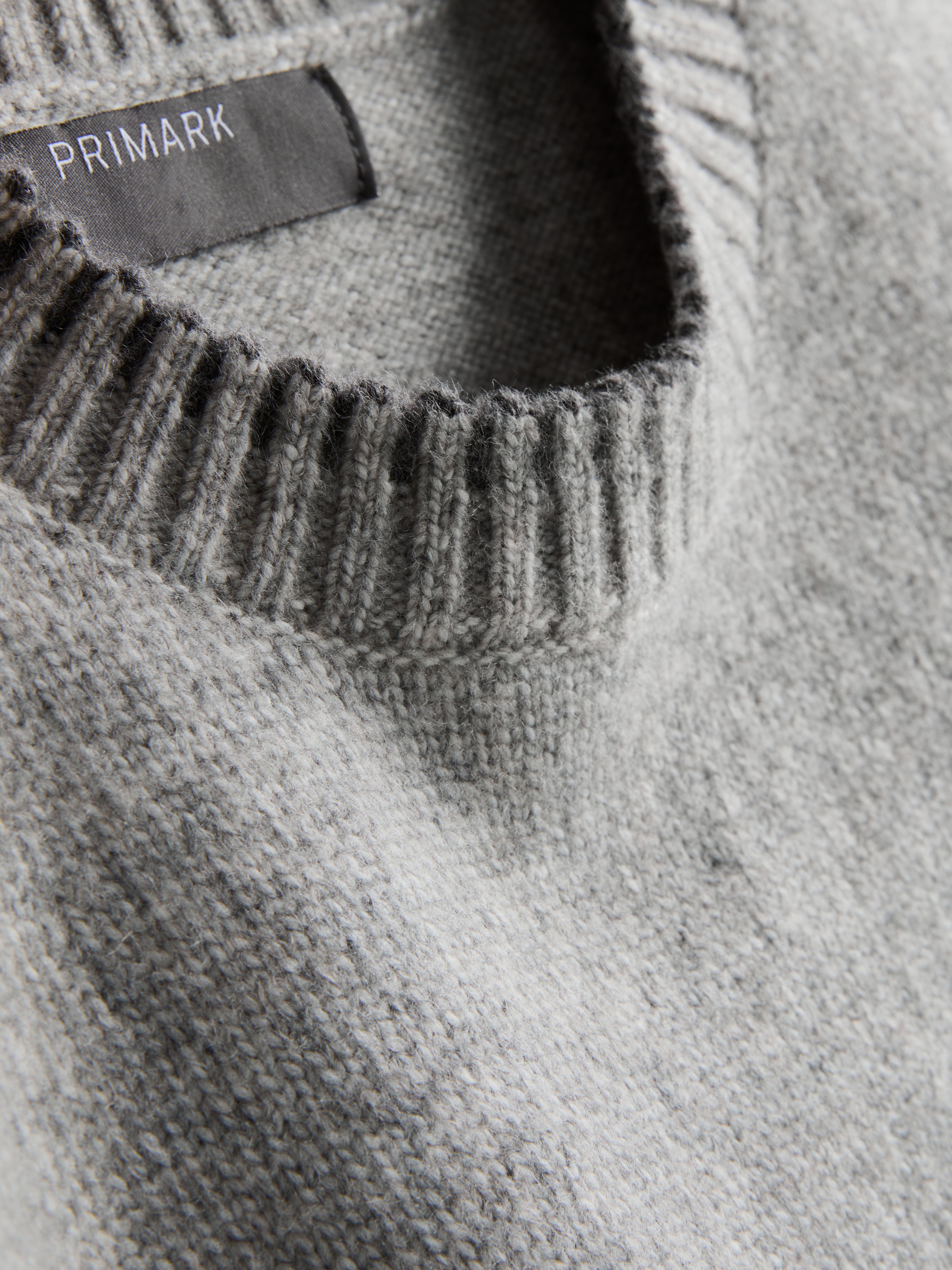 Knitted Stitch-Detail Crewneck Sweater - Gray