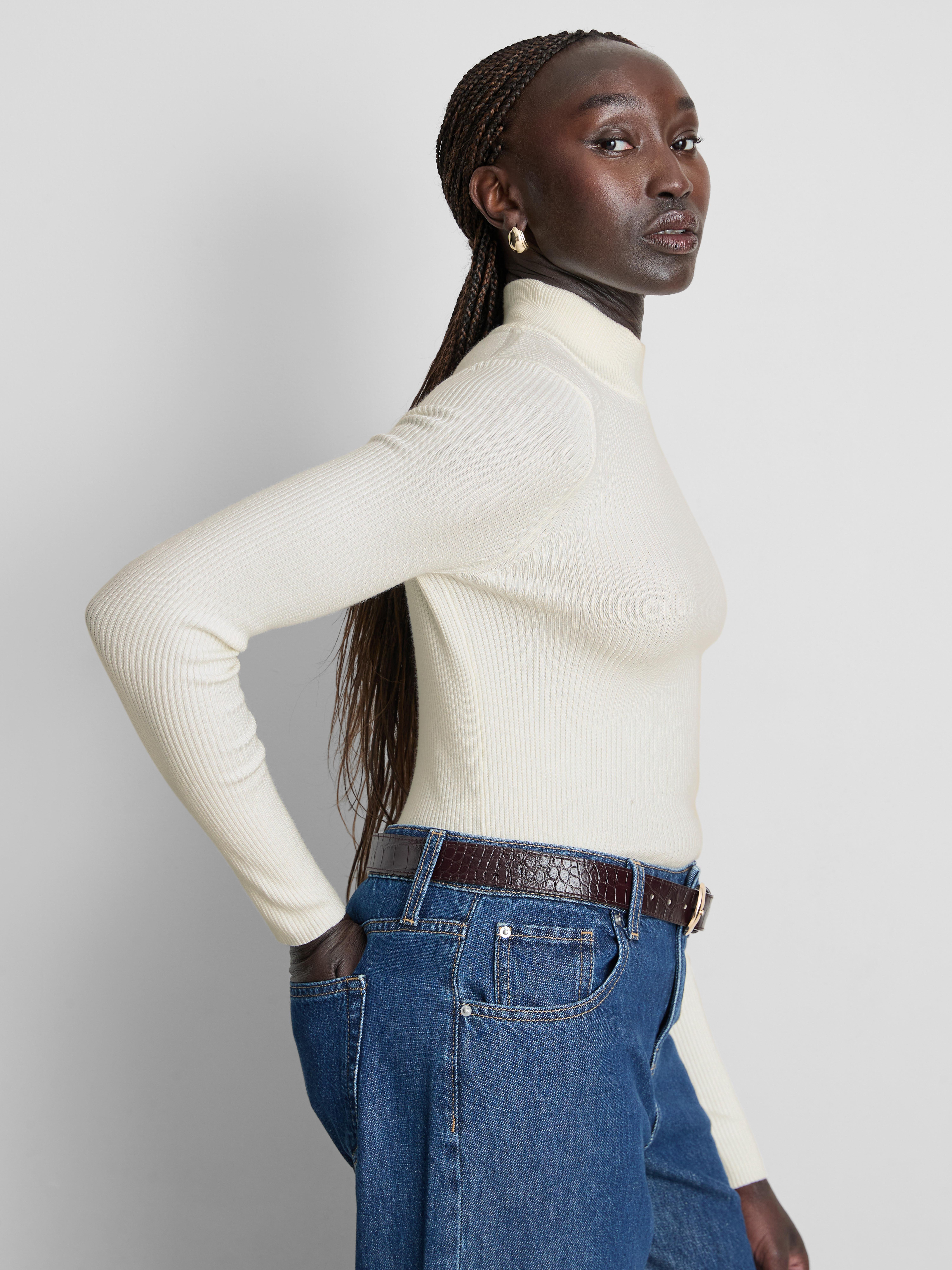 Ribbed Turtleneck Sweater - Ivory