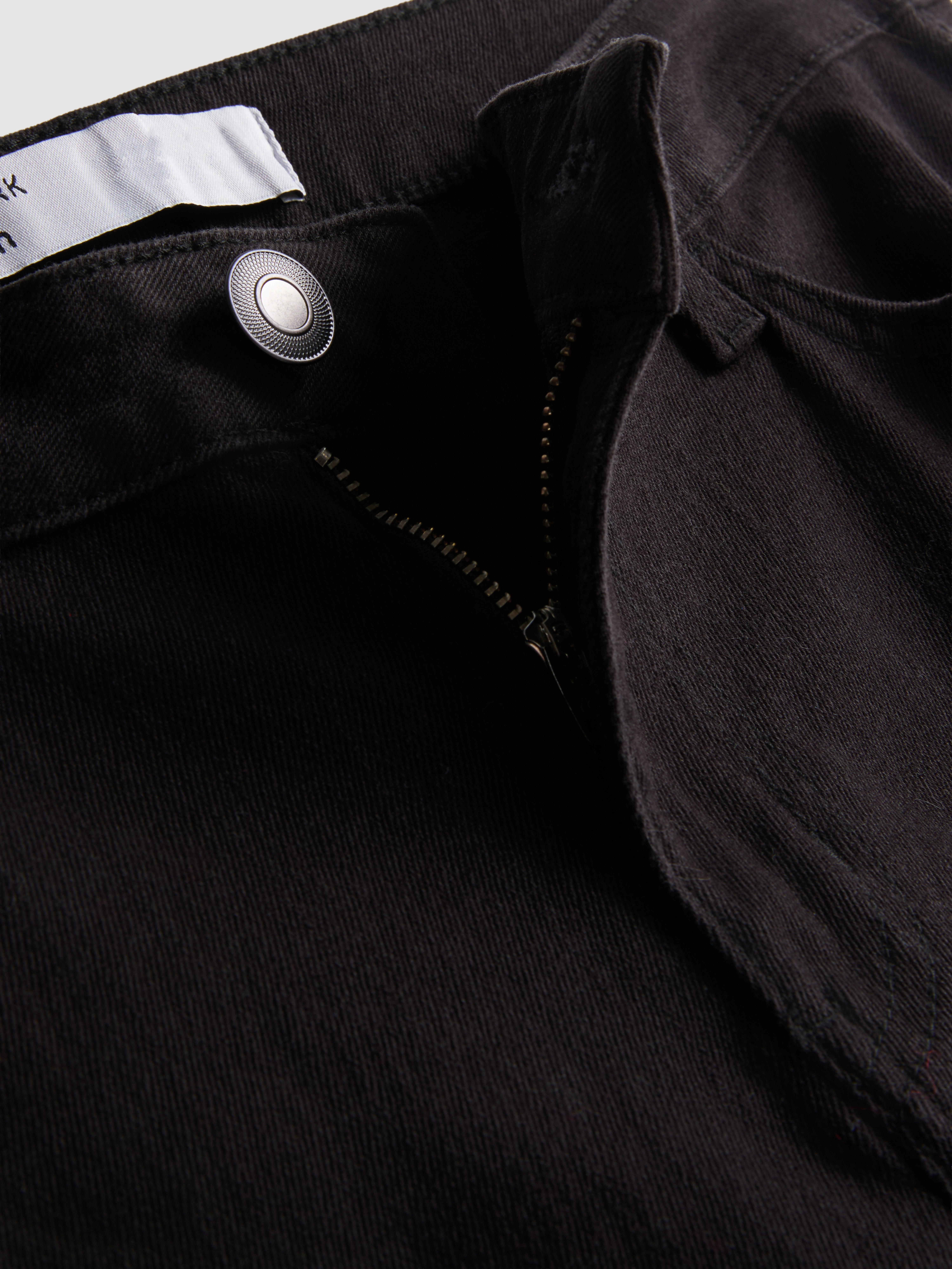 Mid-Rise Slim-Fit Jeans - Black