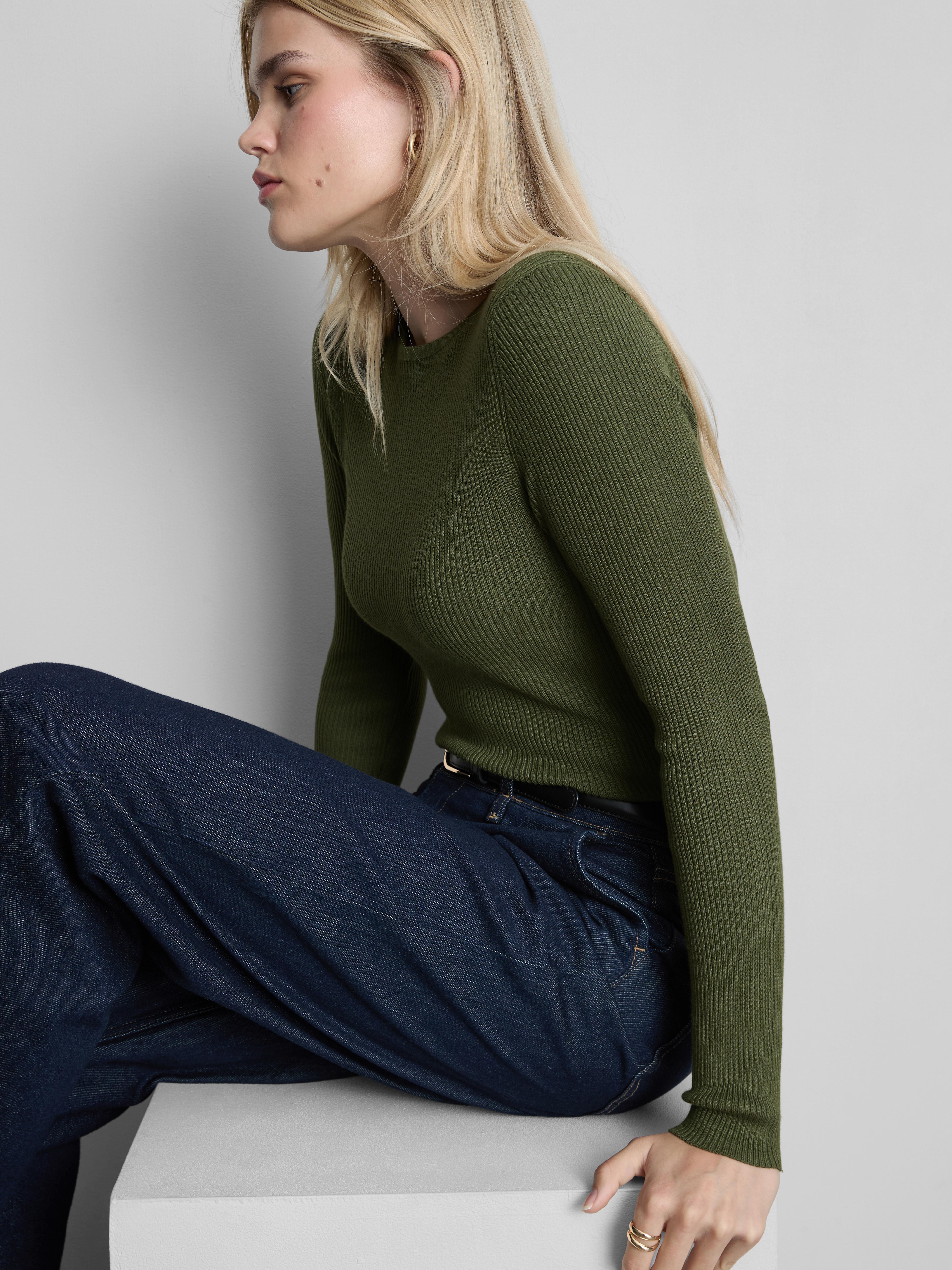 Ribbed Crew Neck Sweater - Olive