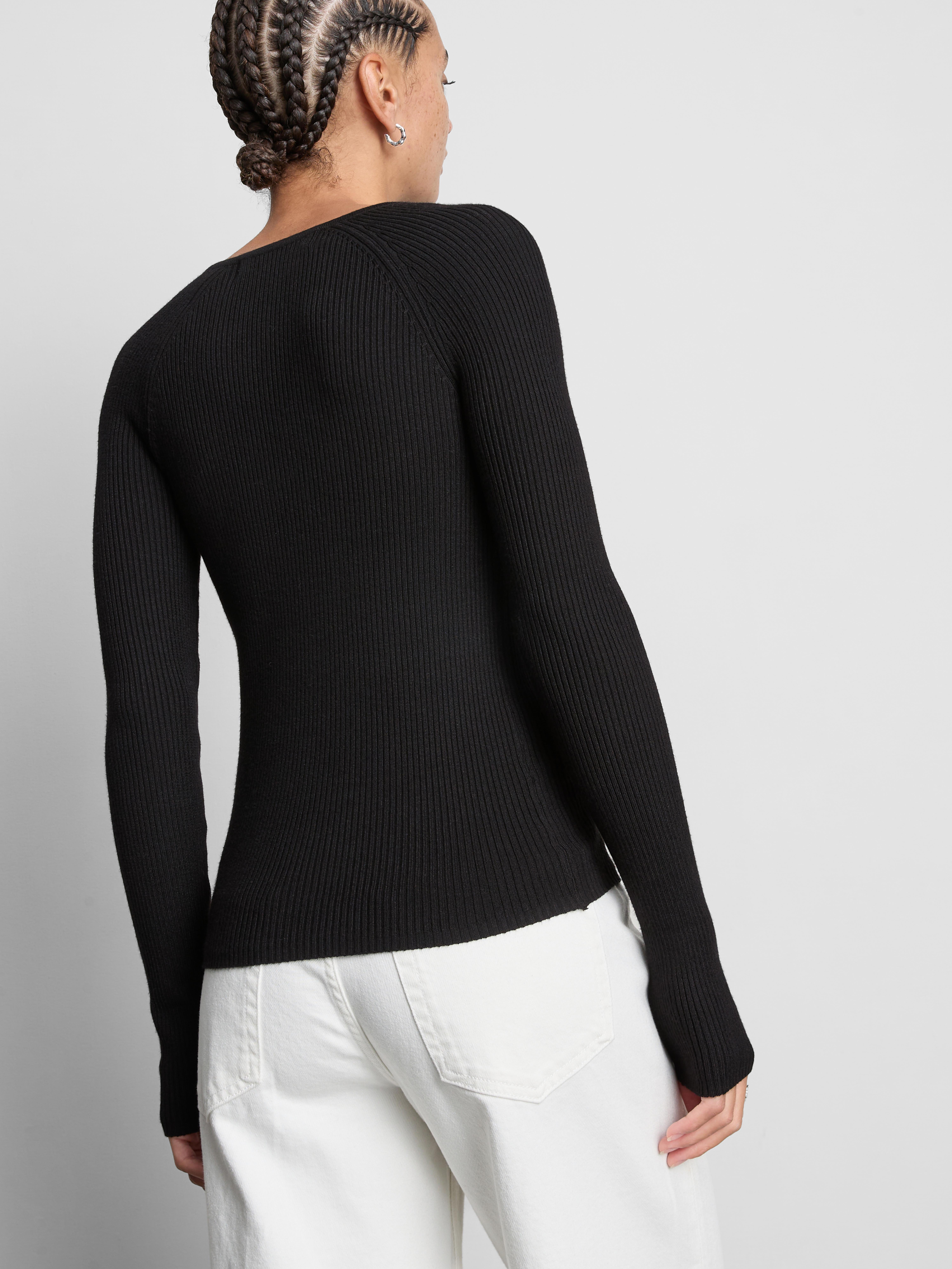 Ribbed V-Neck Sweater - Black