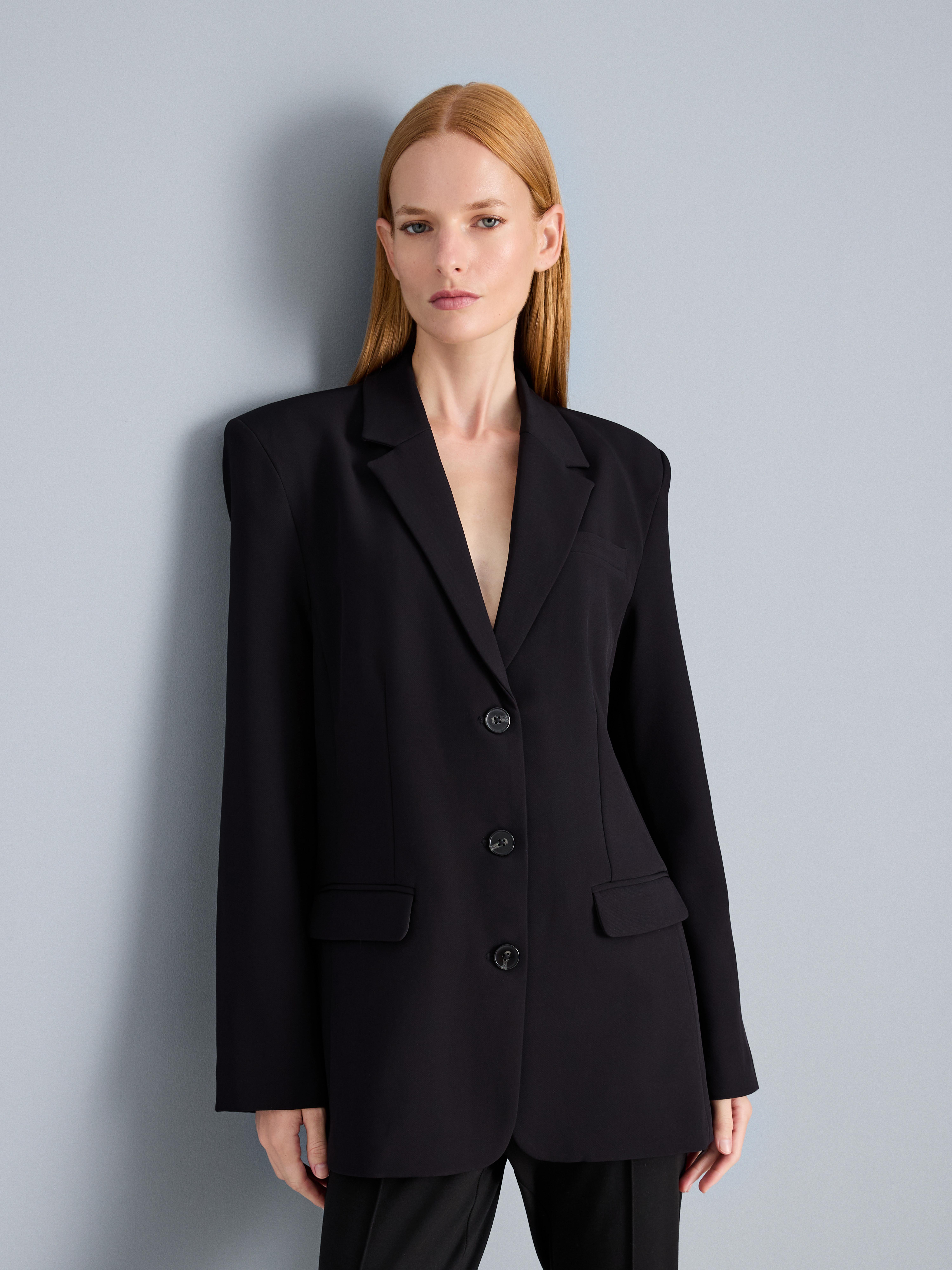 Tailored Single-Breasted Blazer - Black