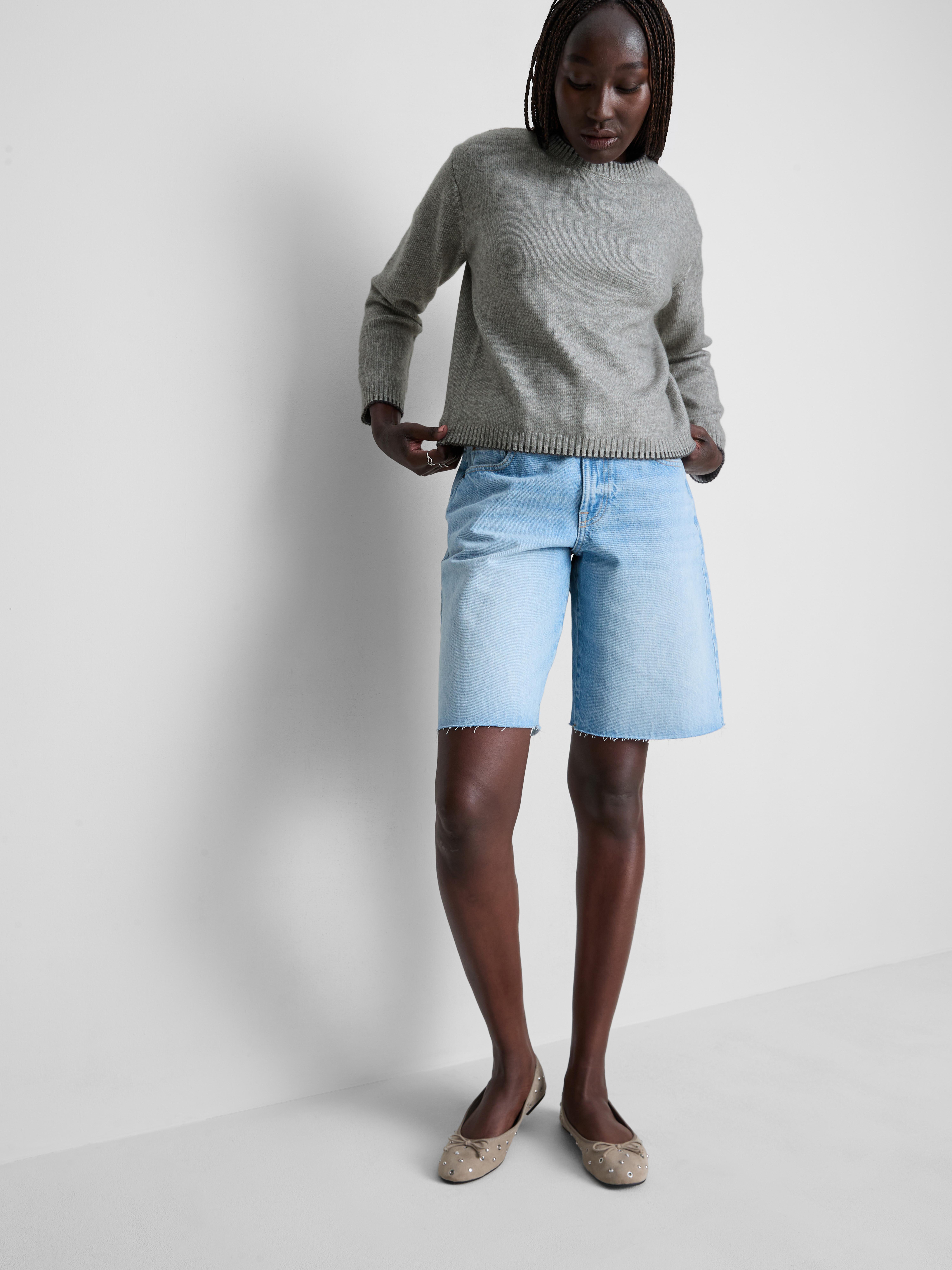 Knitted Stitch-Detail Crewneck Sweater - Gray