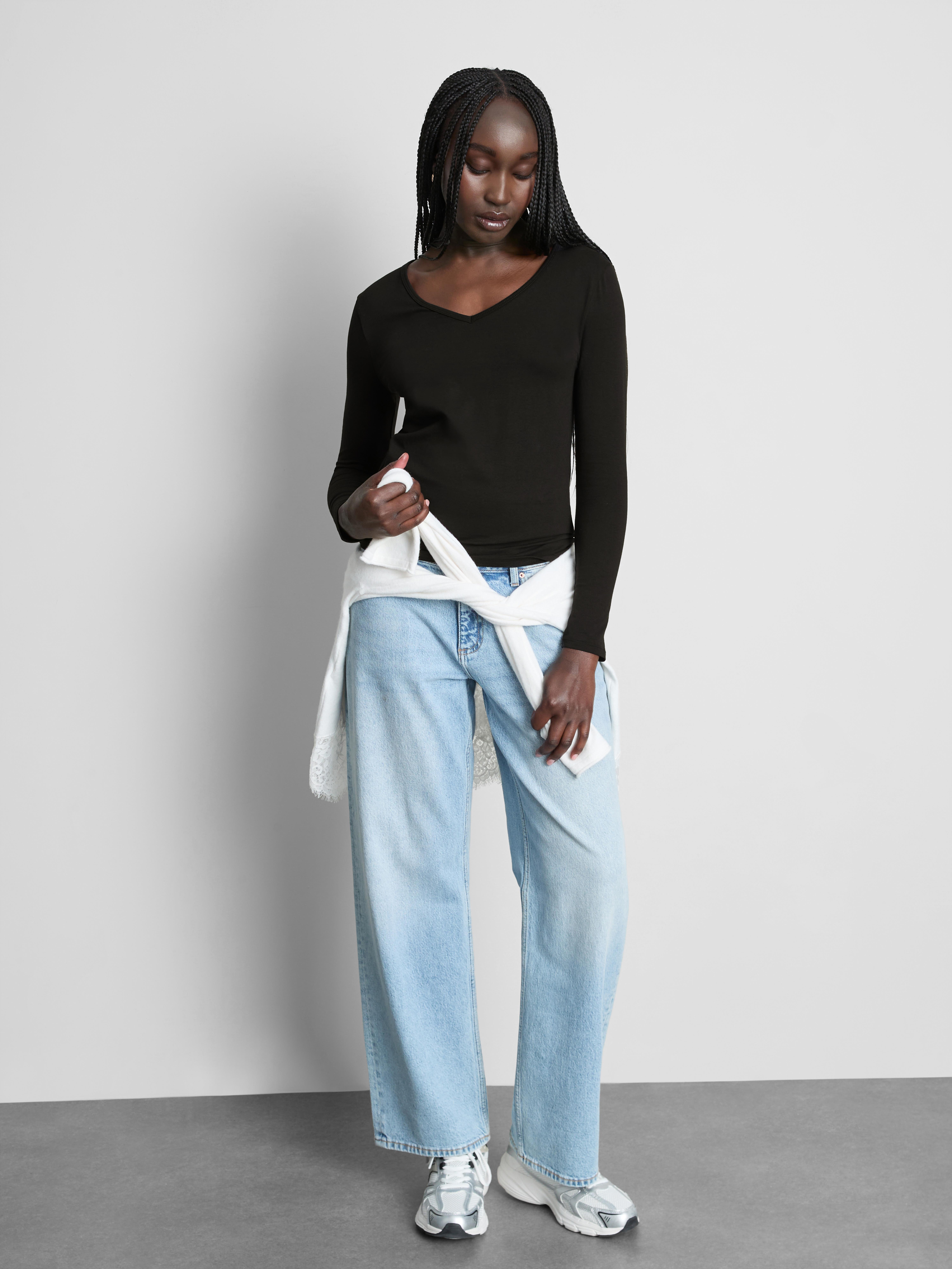 Cotton-Rich Long-Sleeve V-Neck Stretch Top - Black