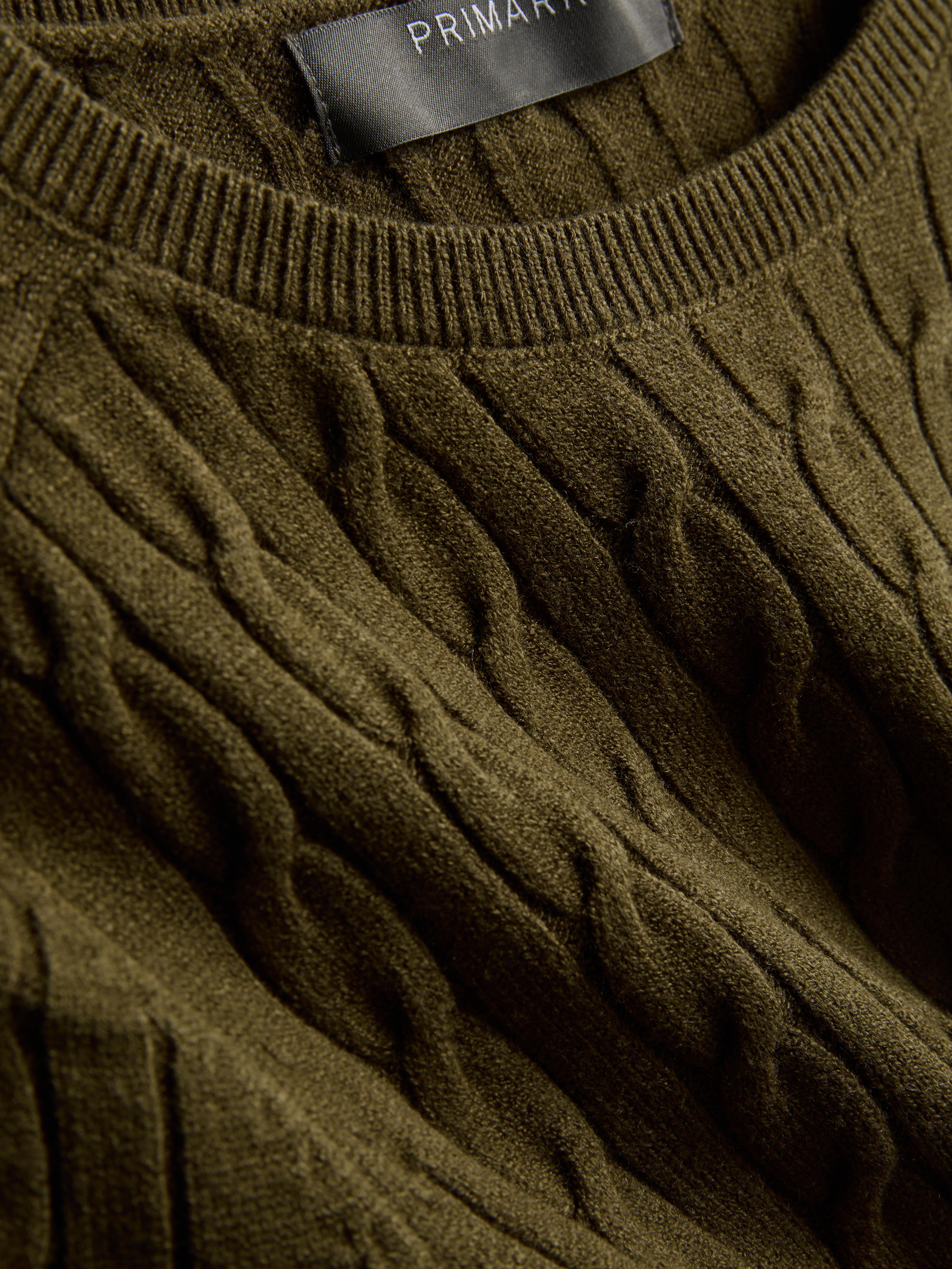 Cable Knit Crew Neck Sweater - Olive