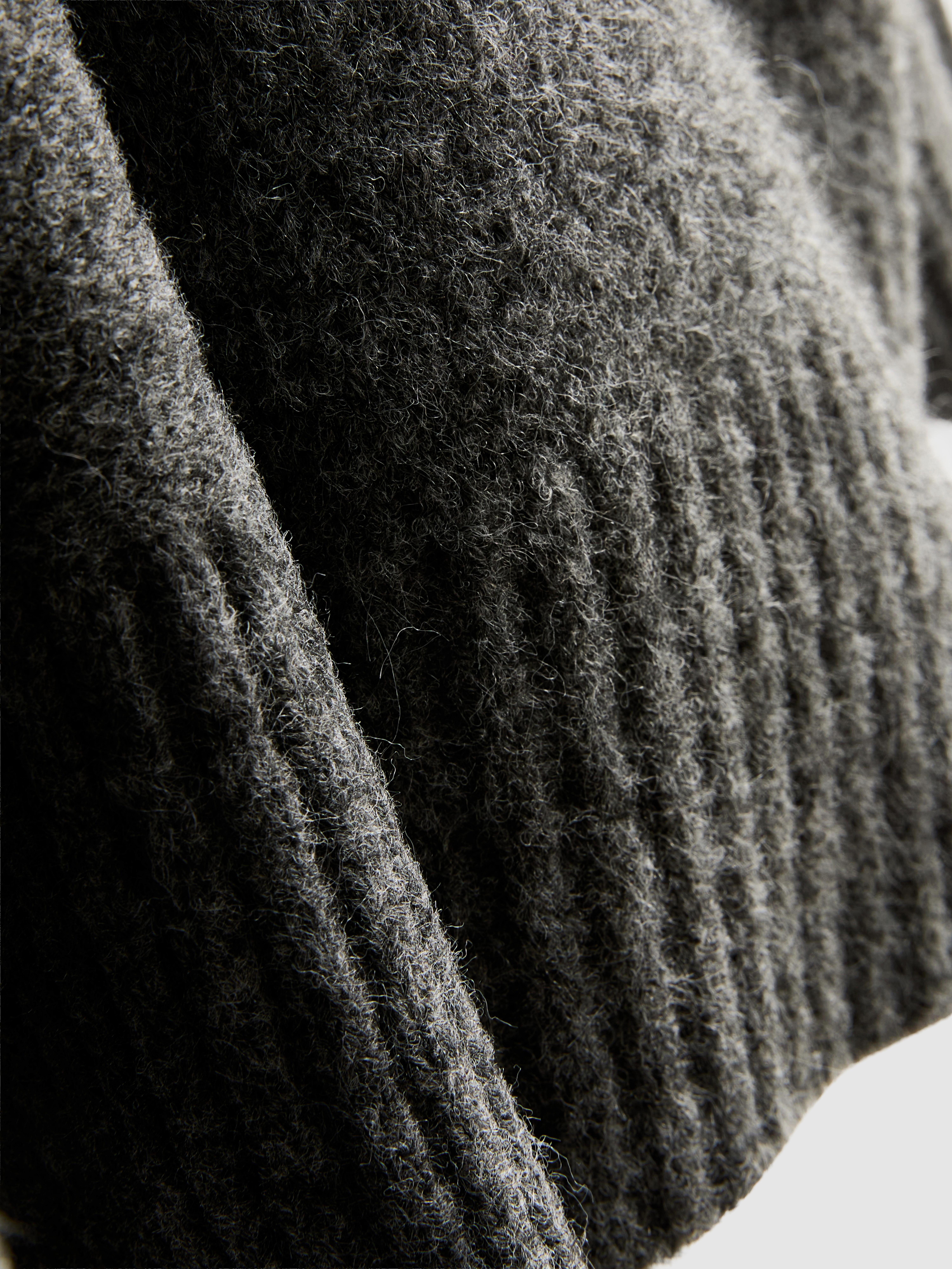 Classic Relaxed Knitted Cardigan - Charcoal Heather