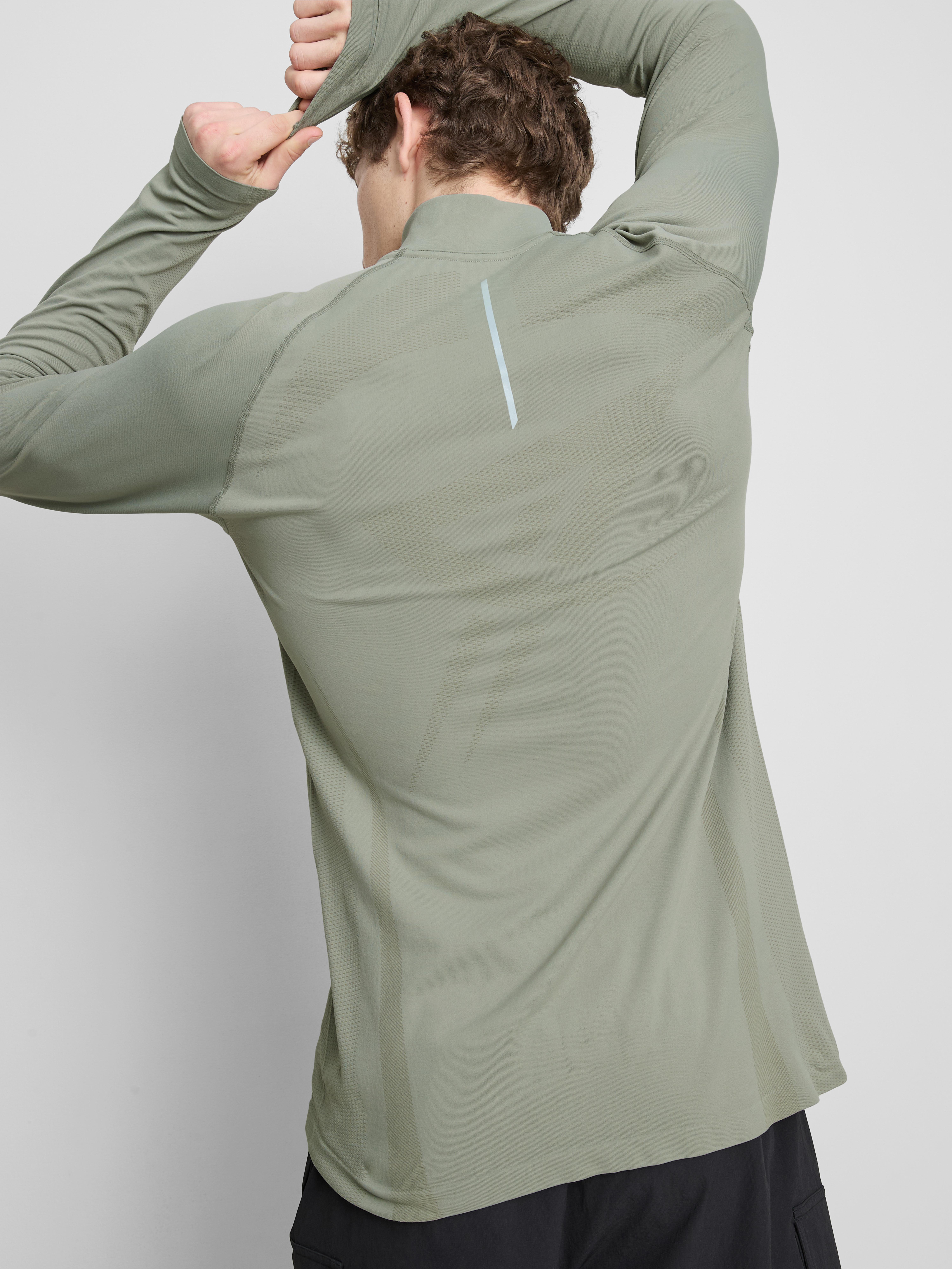 Quarter Zip Gym Top - Light Green