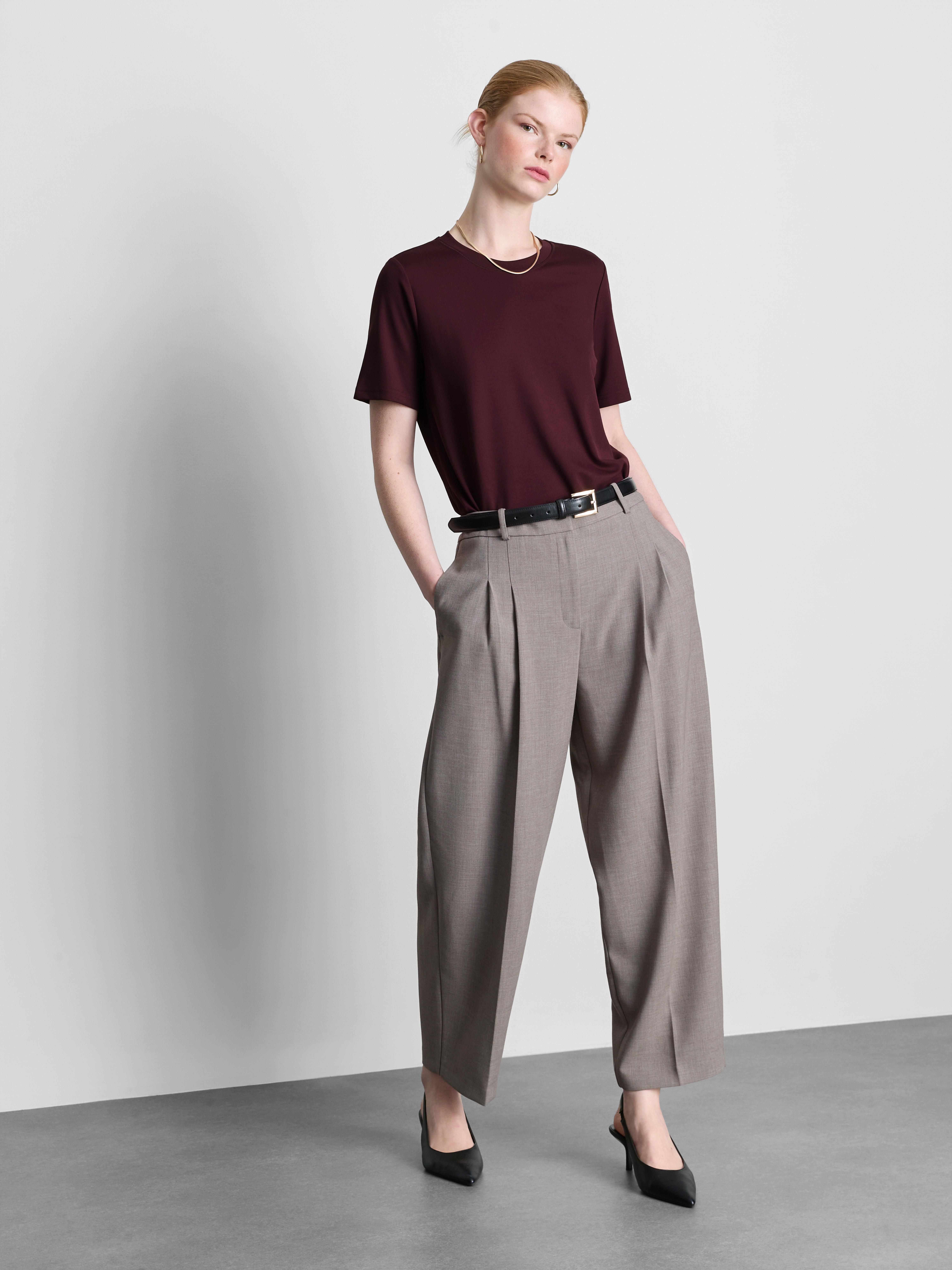 The Edit Ultimate Slim Fit Tee - Wine