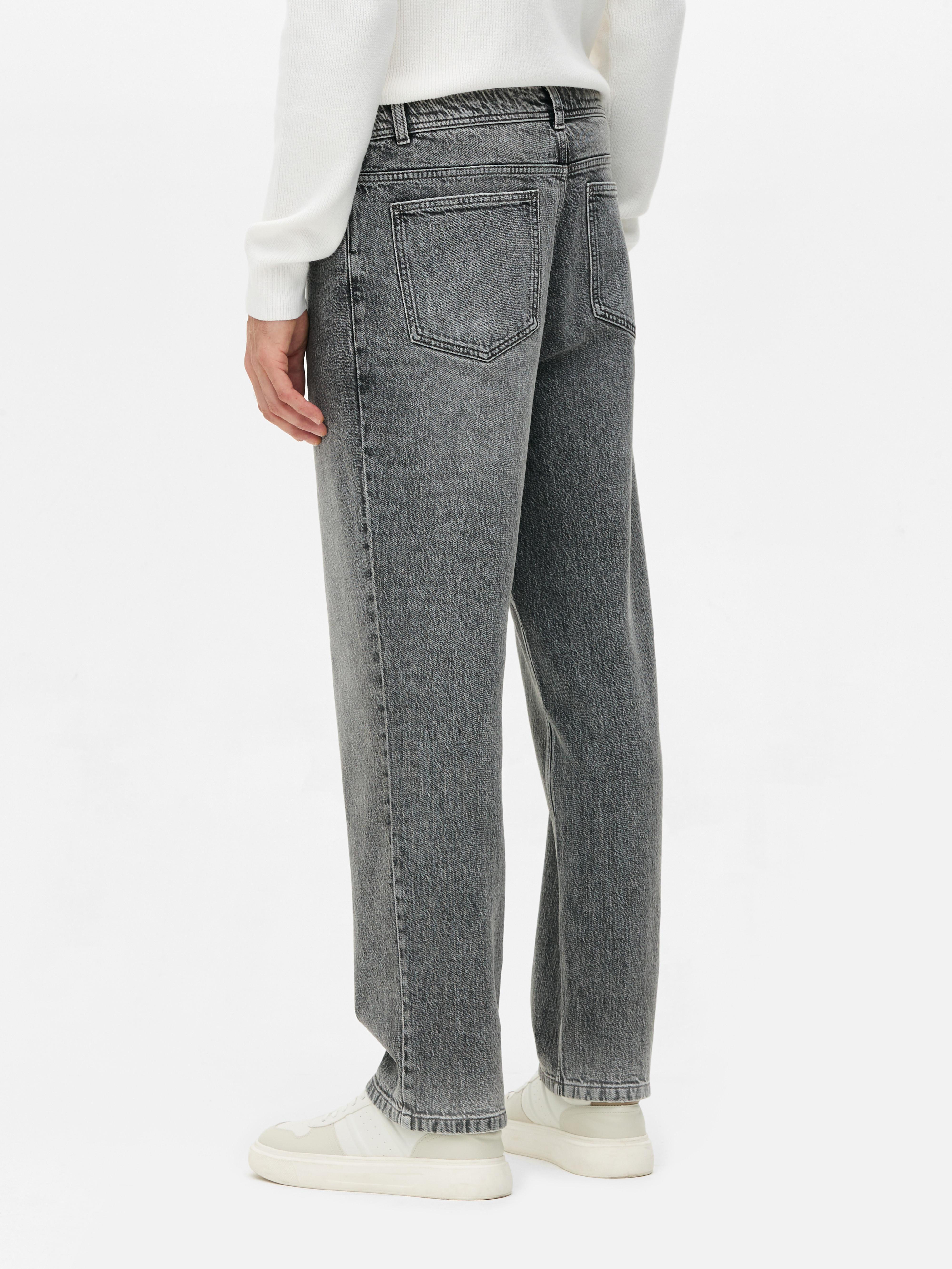 Mid-Rise Straight-Leg Jeans - Gray