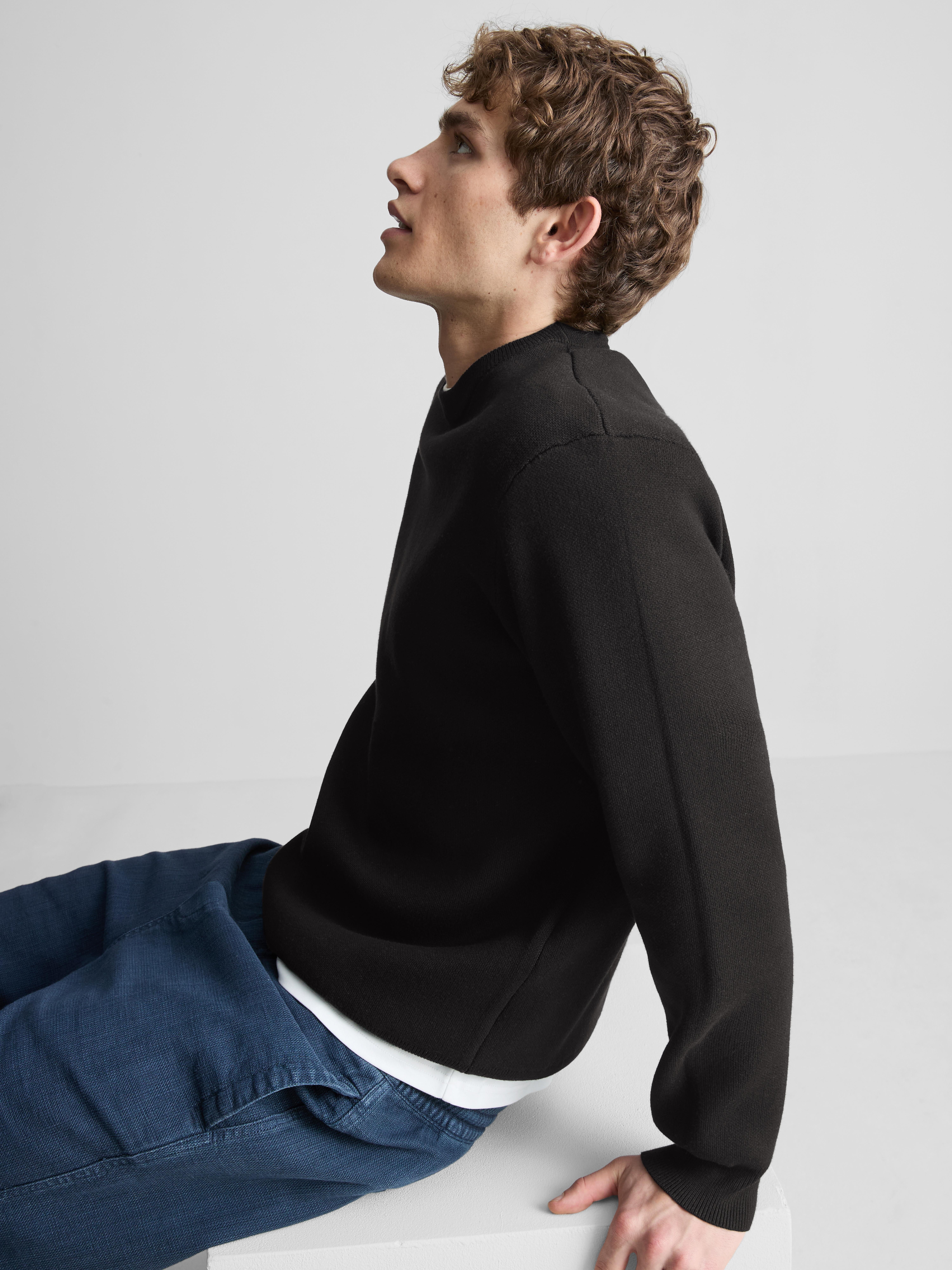 Crew Neck Sweater - Black