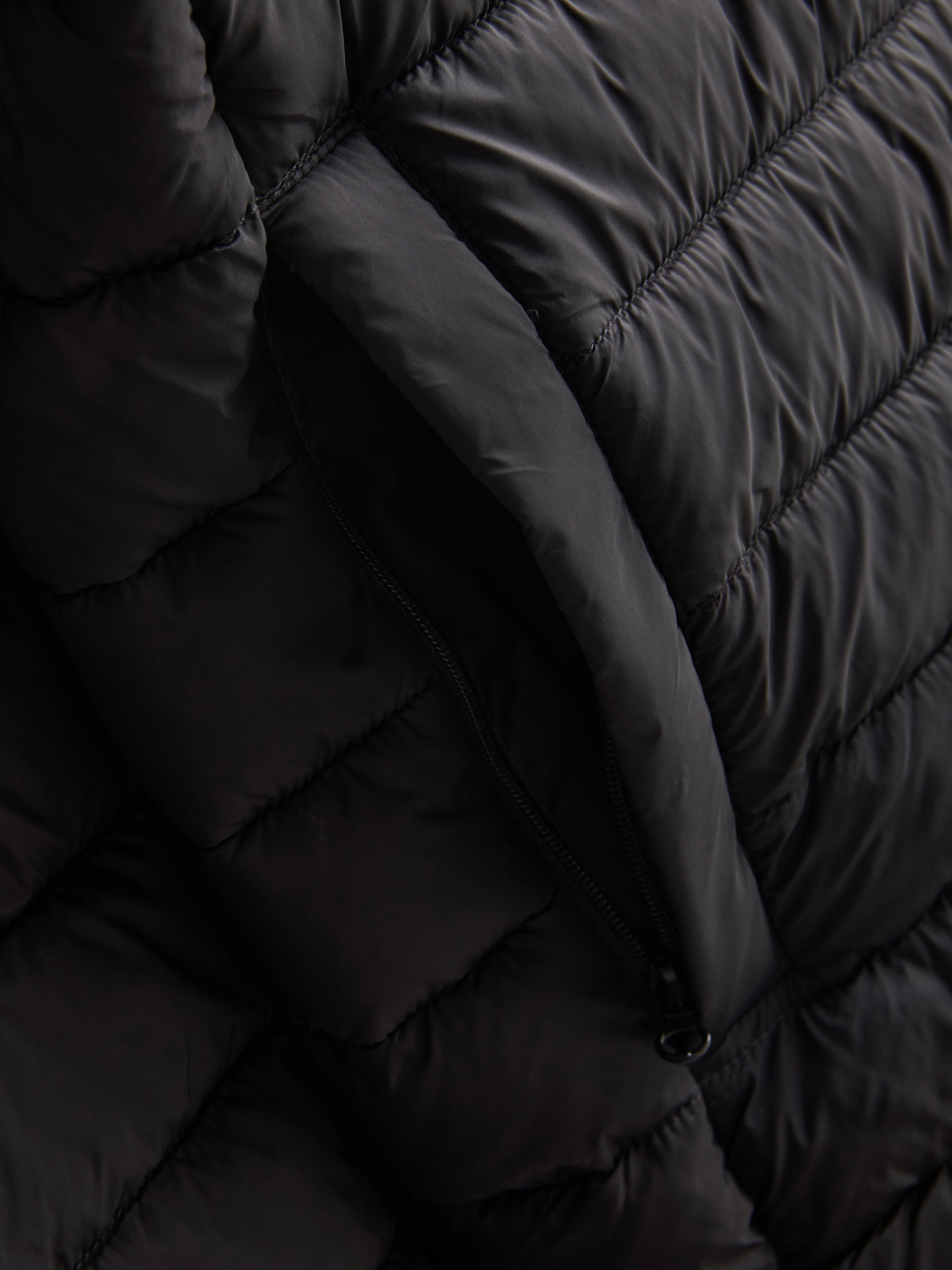 Padded Puffer Jacket - Black