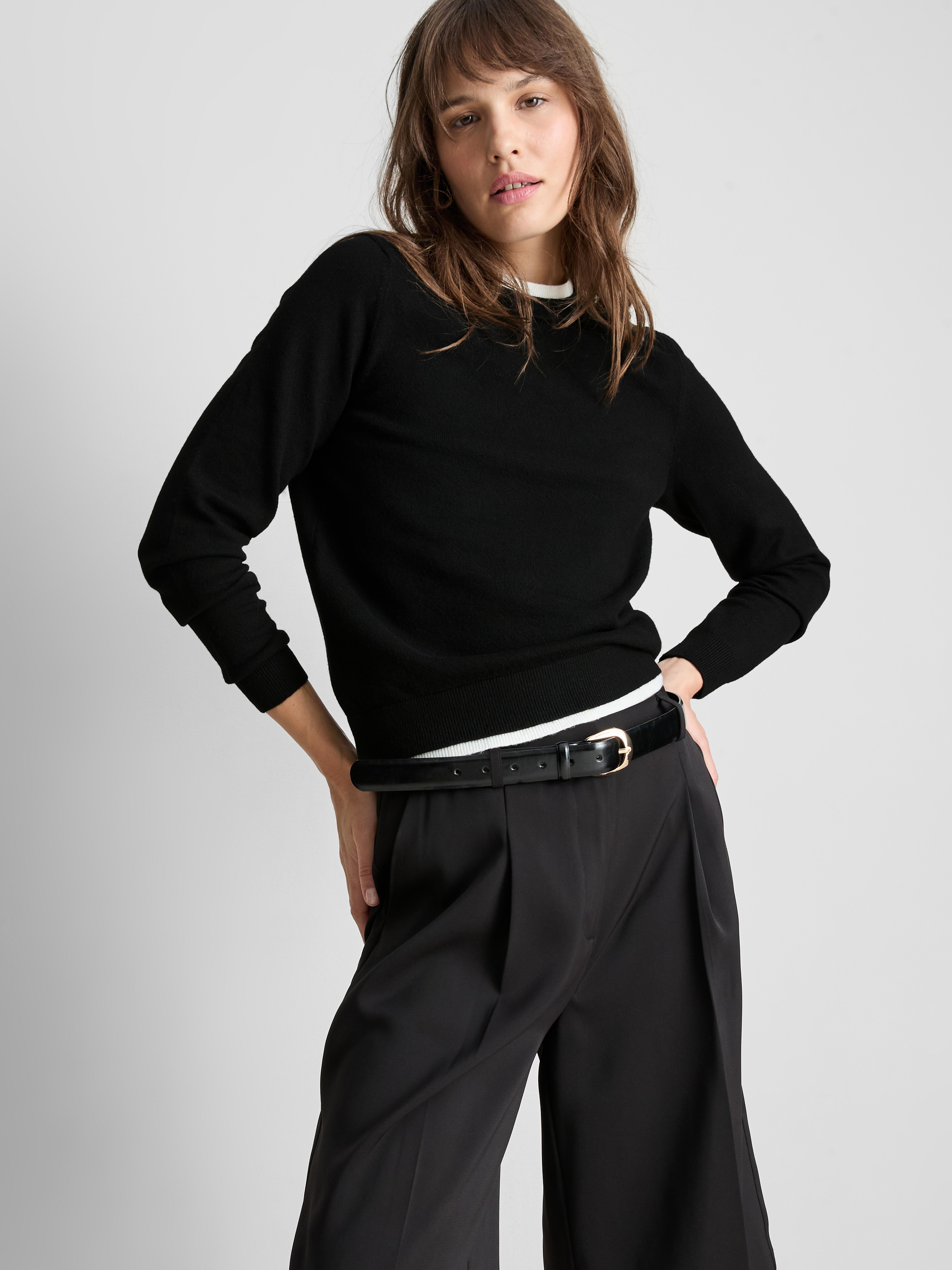 Knitted Double Layer Crew Neck Sweater - Black