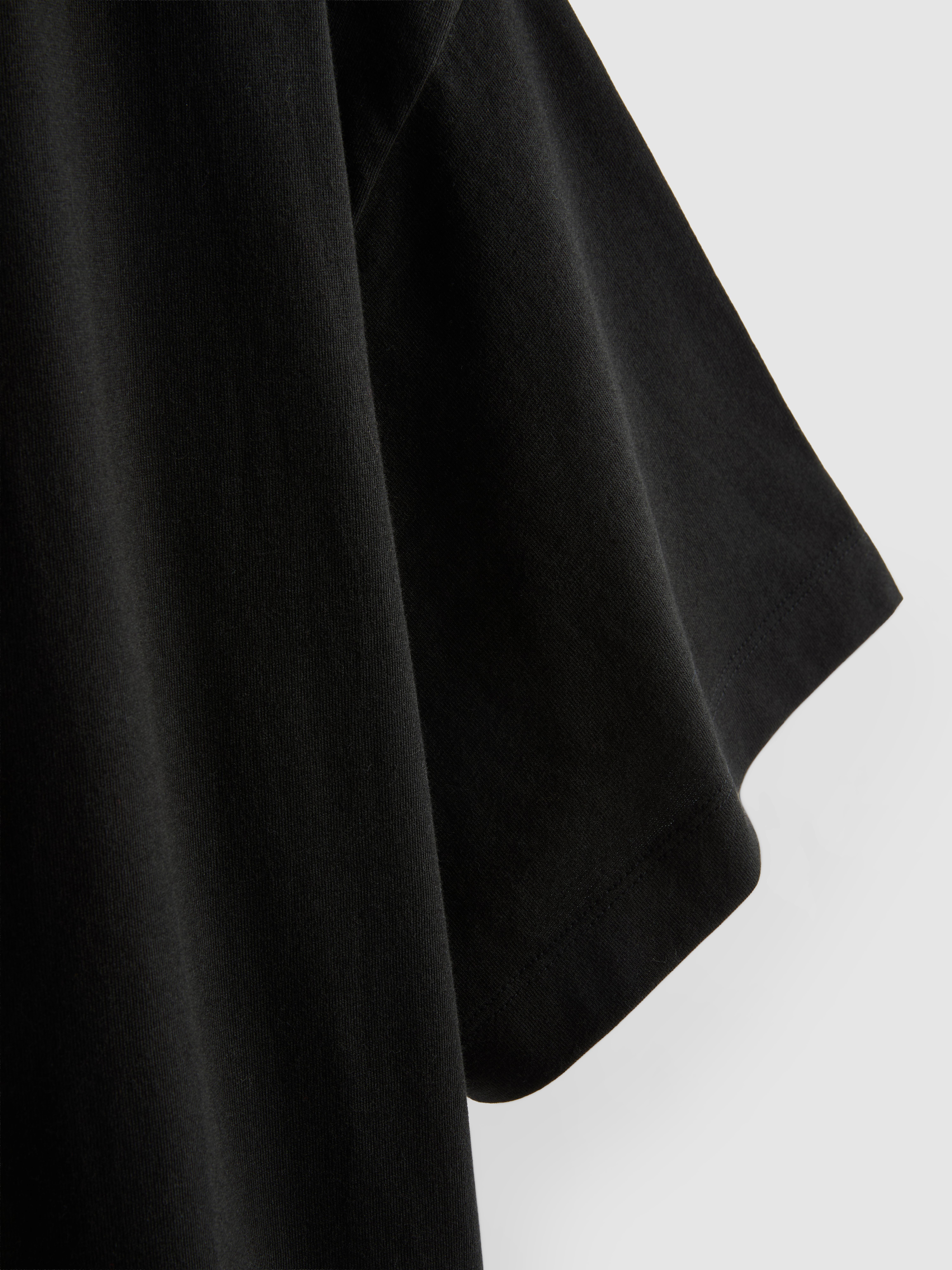 Boxy Fit T-Shirt - Black