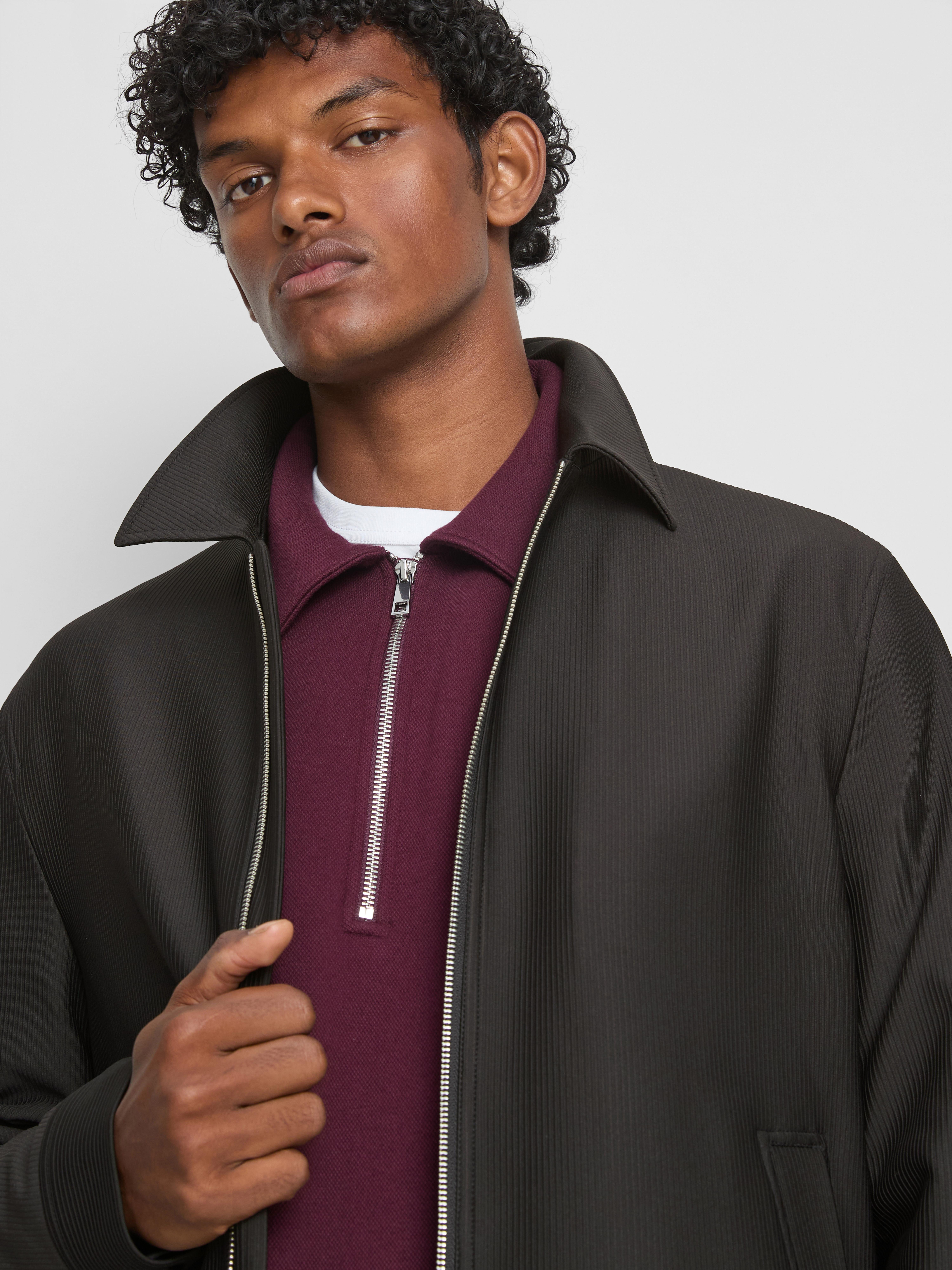 The Edit Regular Fit Plissé Zip Jacket - Black