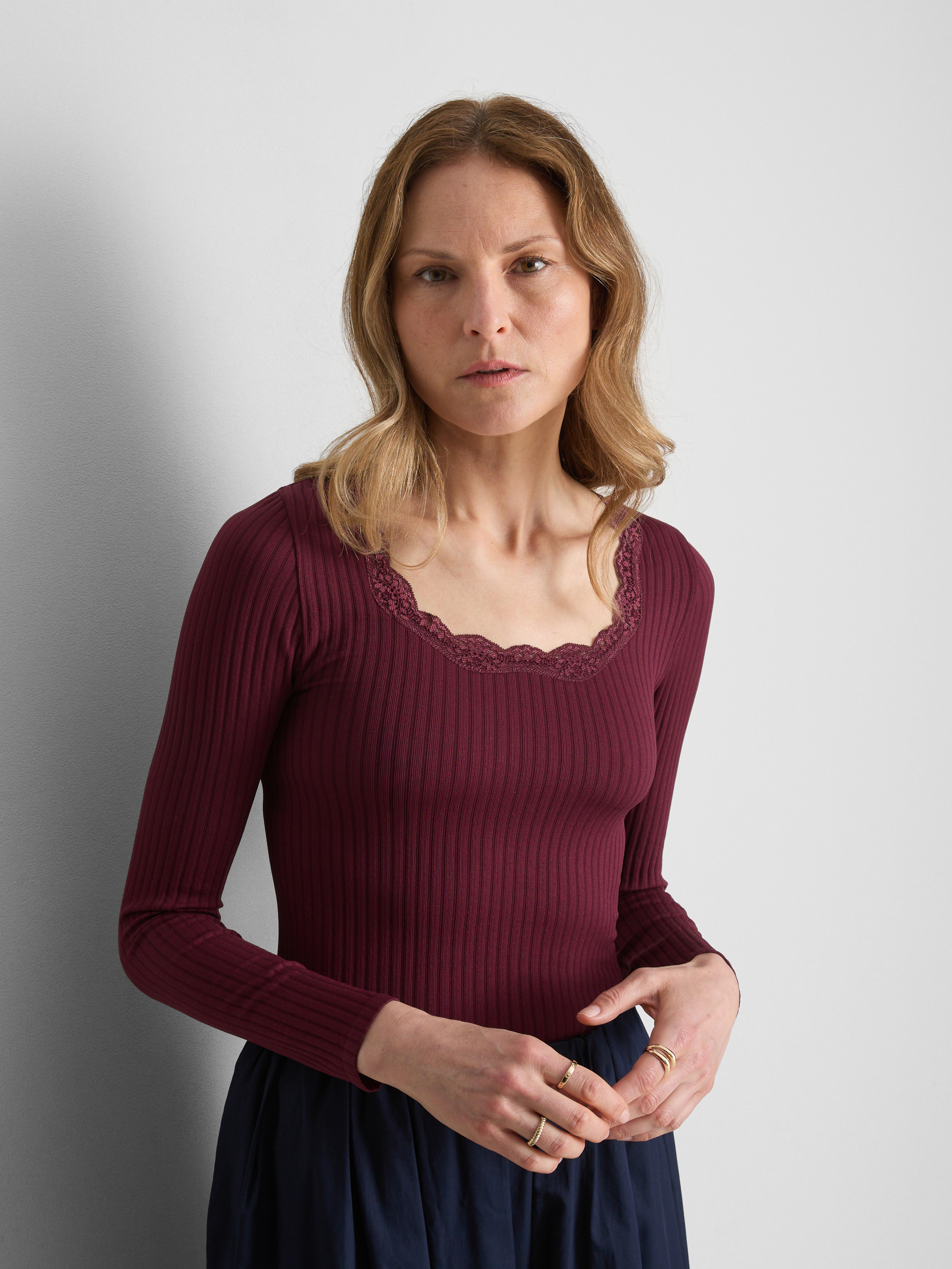Ribbed Long-Sleeve Squareneck Top - Burgundy
