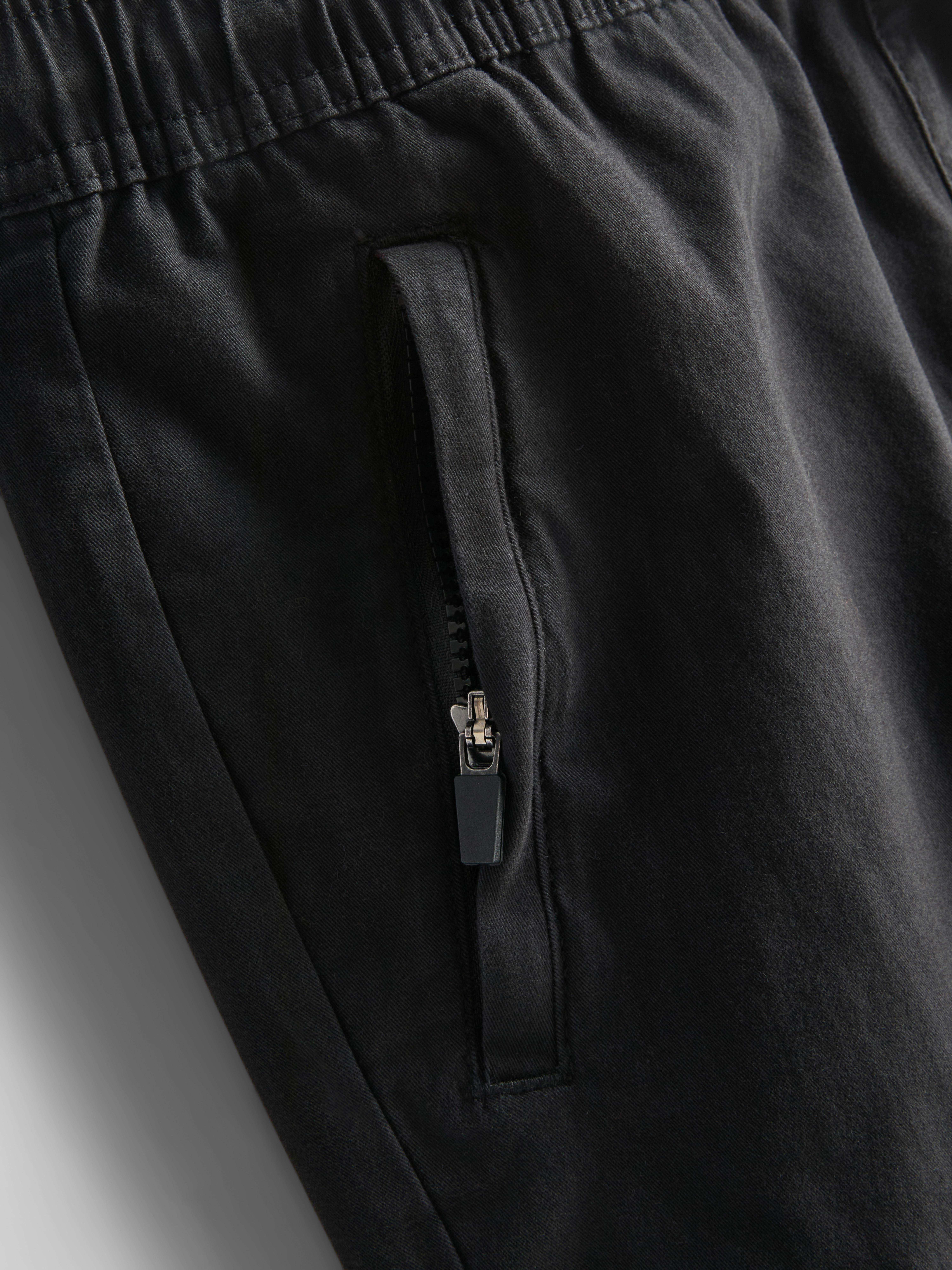 Cuffed Cargo Joggers - Black