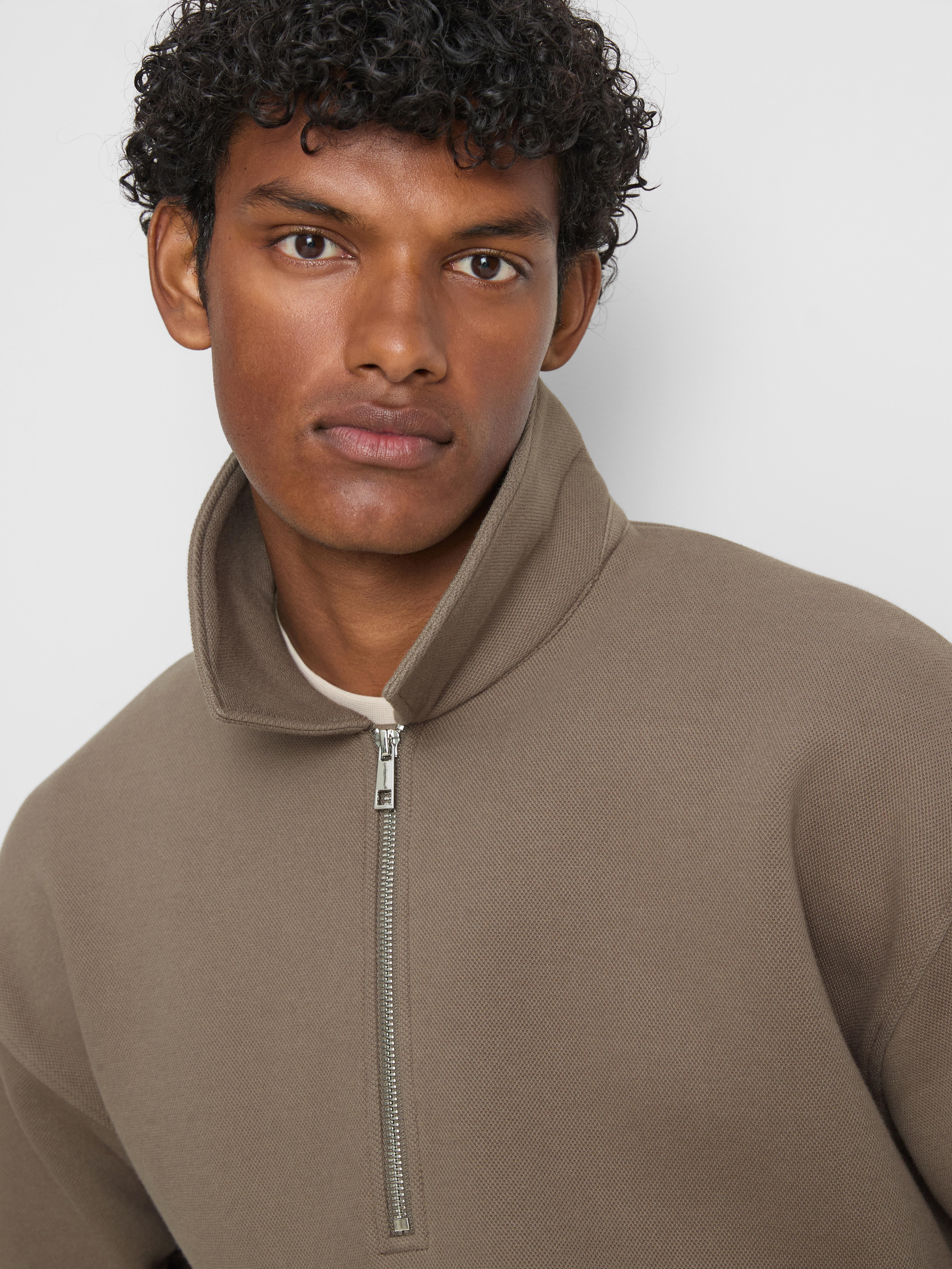 The Edit Quarter Zip Sweatshirt - Stone