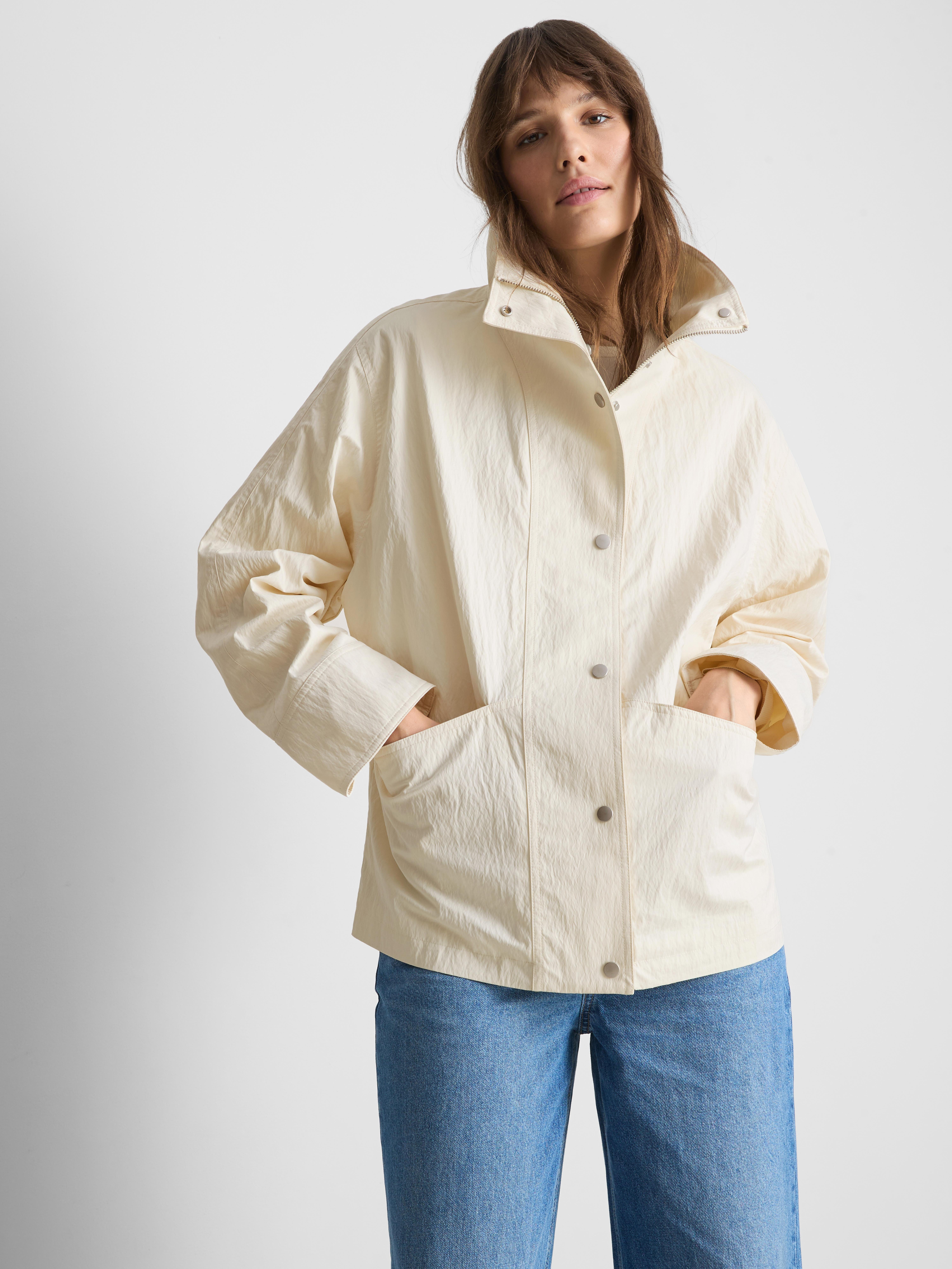 Paula Echevarría Crinkled Relaxed Funnel Neck Jacket - Ivory