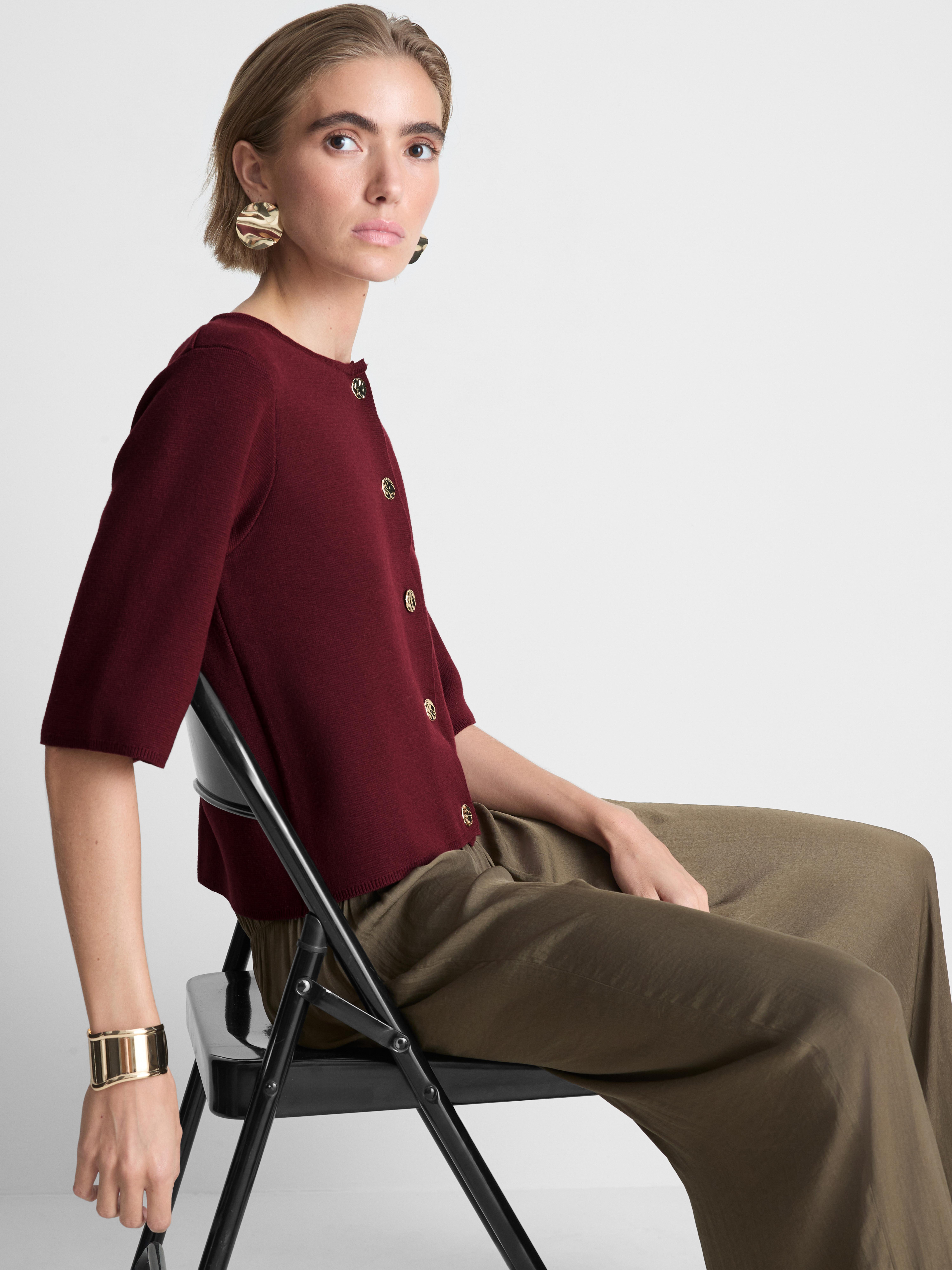 Boxy Roundneck Cardigan - Burgundy