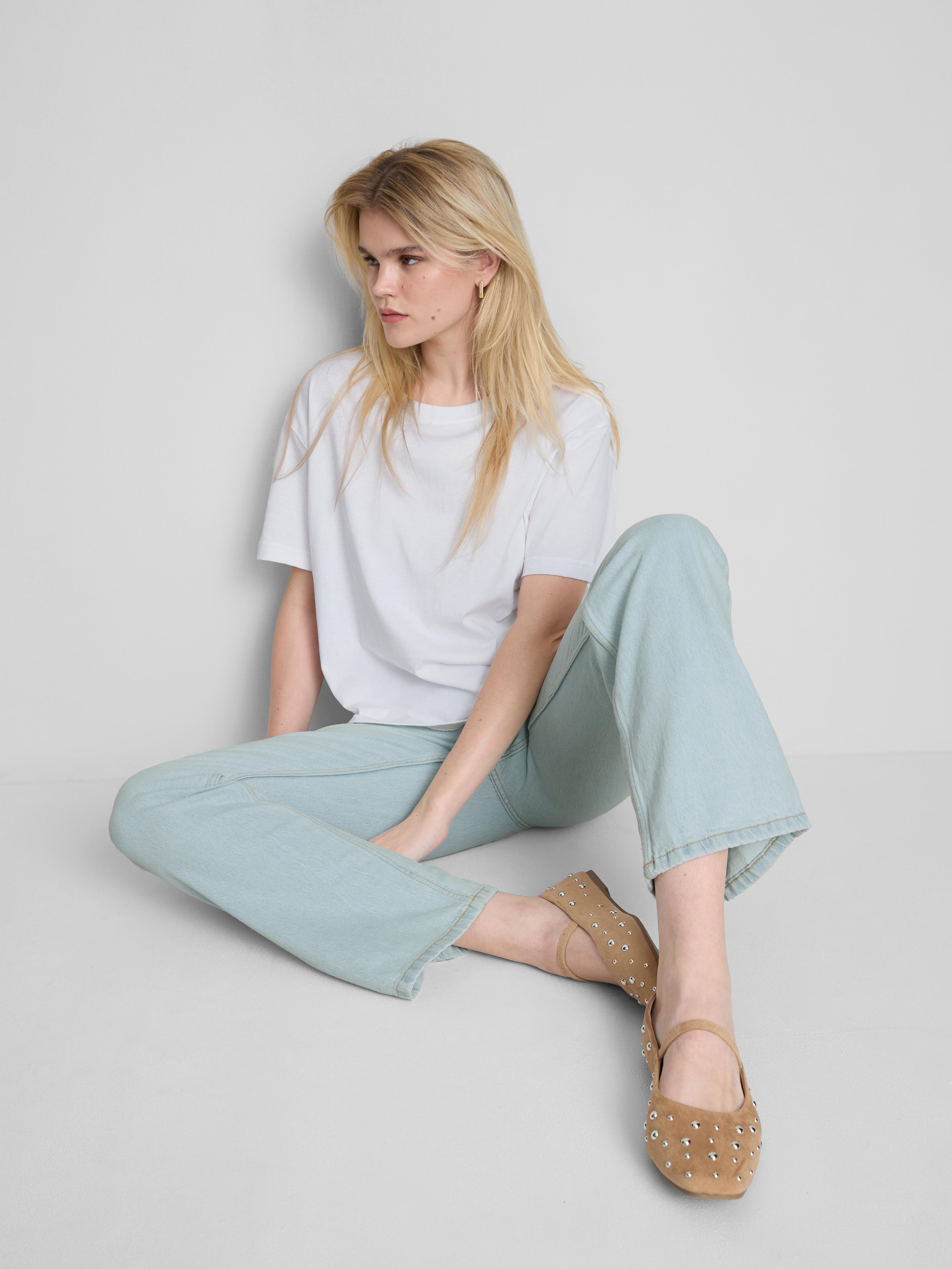 Boxy Fit T-Shirt - White
