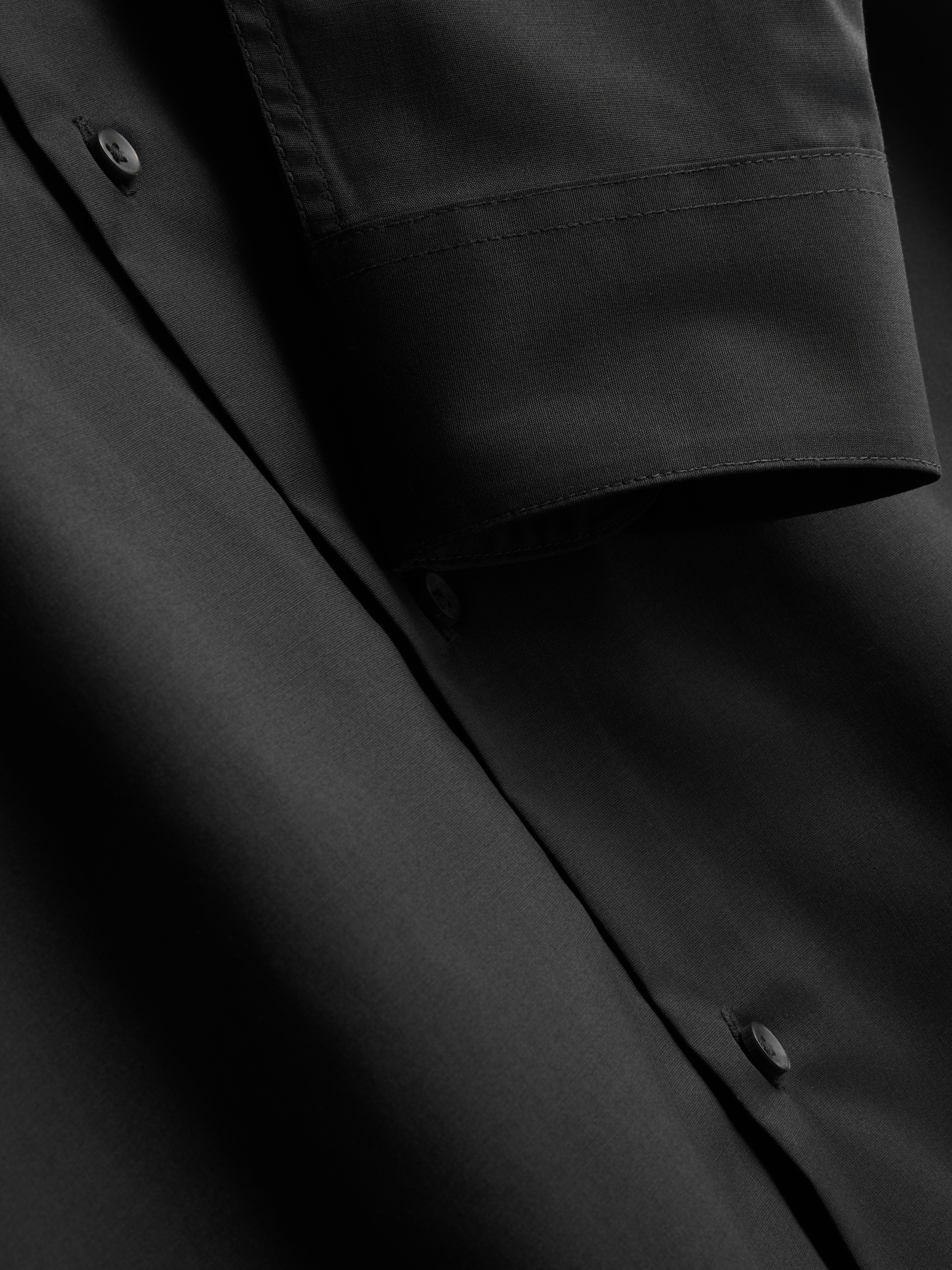 Slim-Fit Formal Shirt - Black