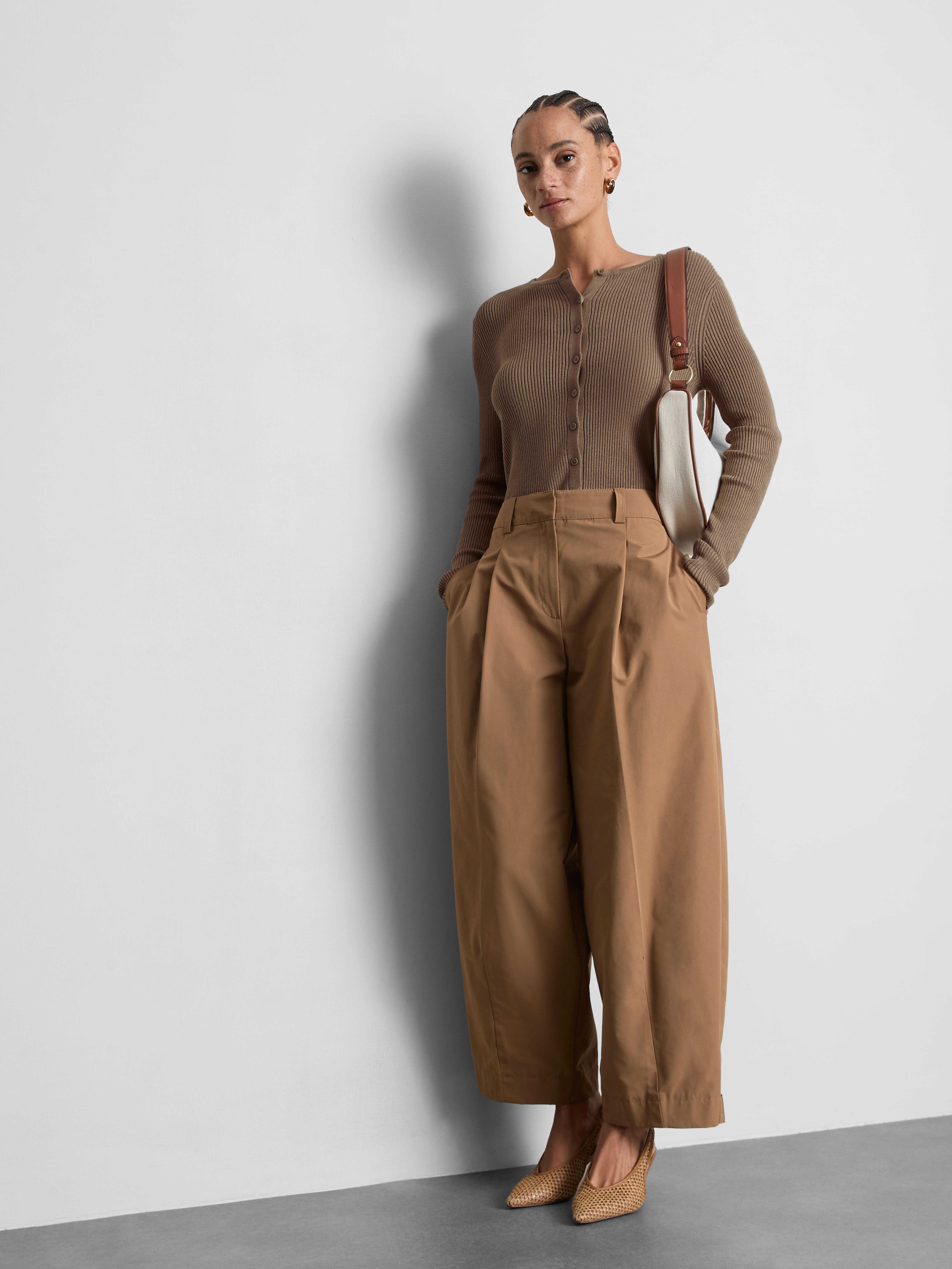 Ribbed Round Neck Cardigan - Brown