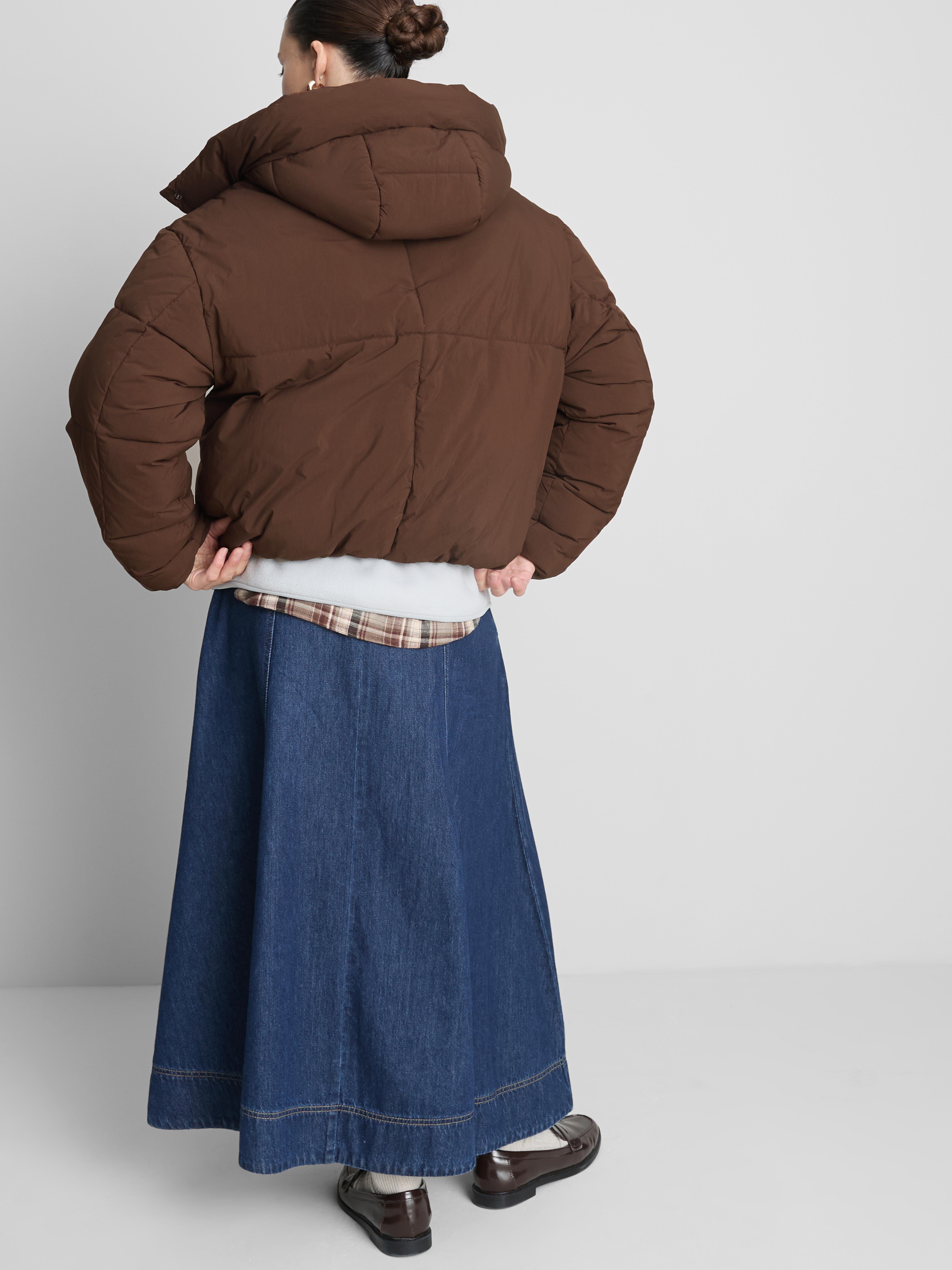 Classic Short Puffer Jacket - Brown