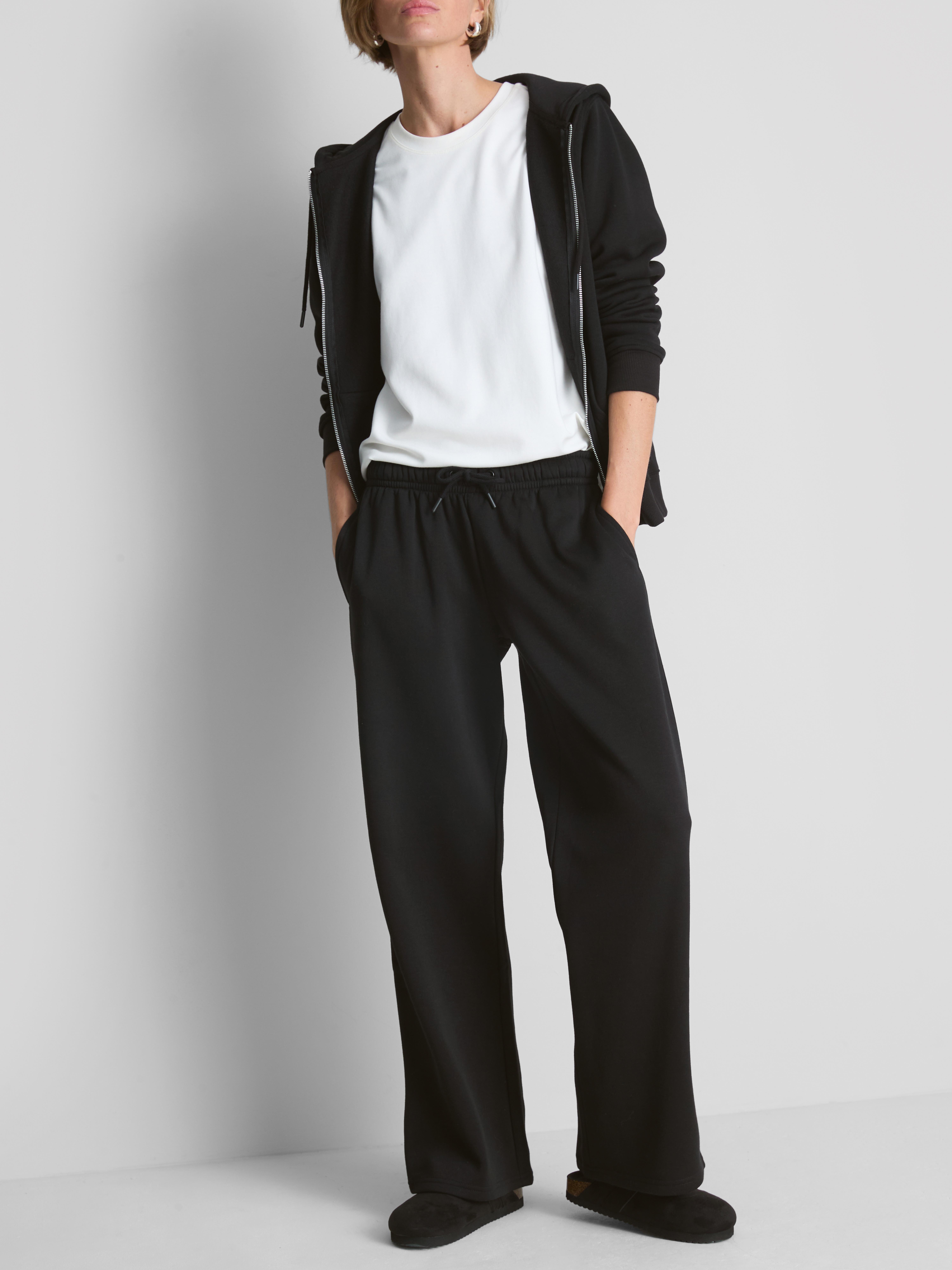 Straight-Leg Joggers - Black