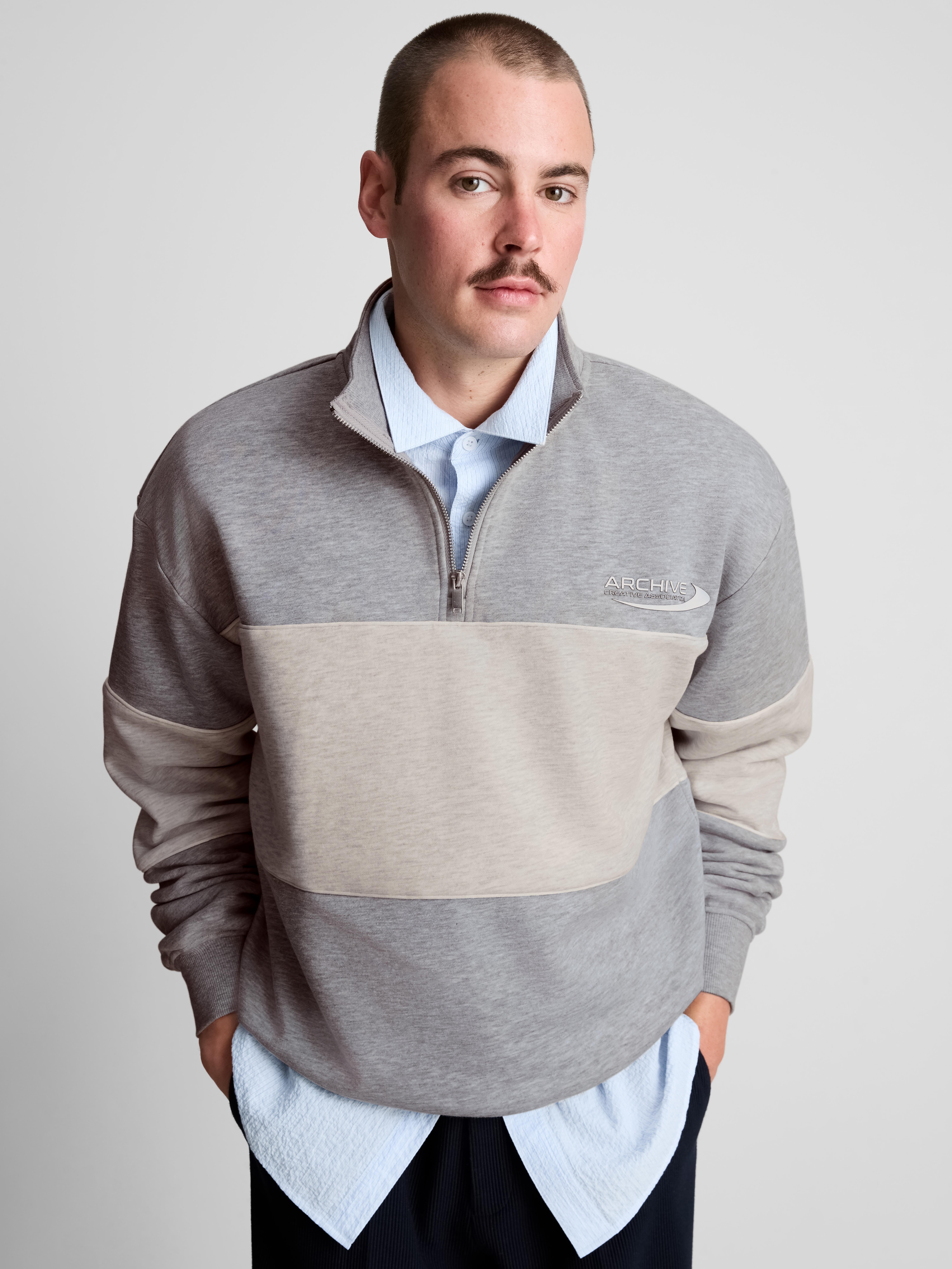 Colorblock High-Neck Sweatshirt - Light Gray