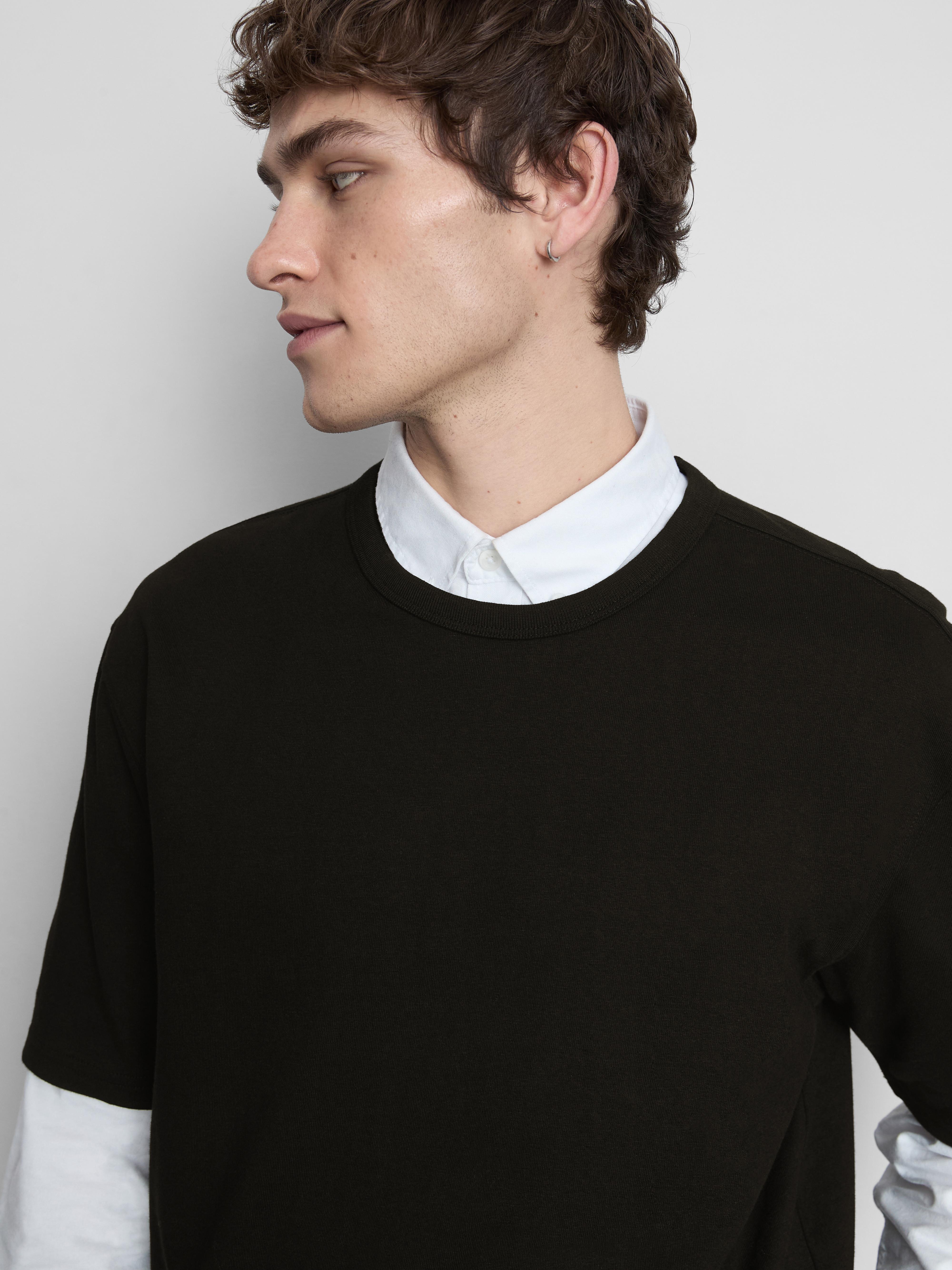 Relaxed-Fit Short-Sleeve T-Shirt - Black
