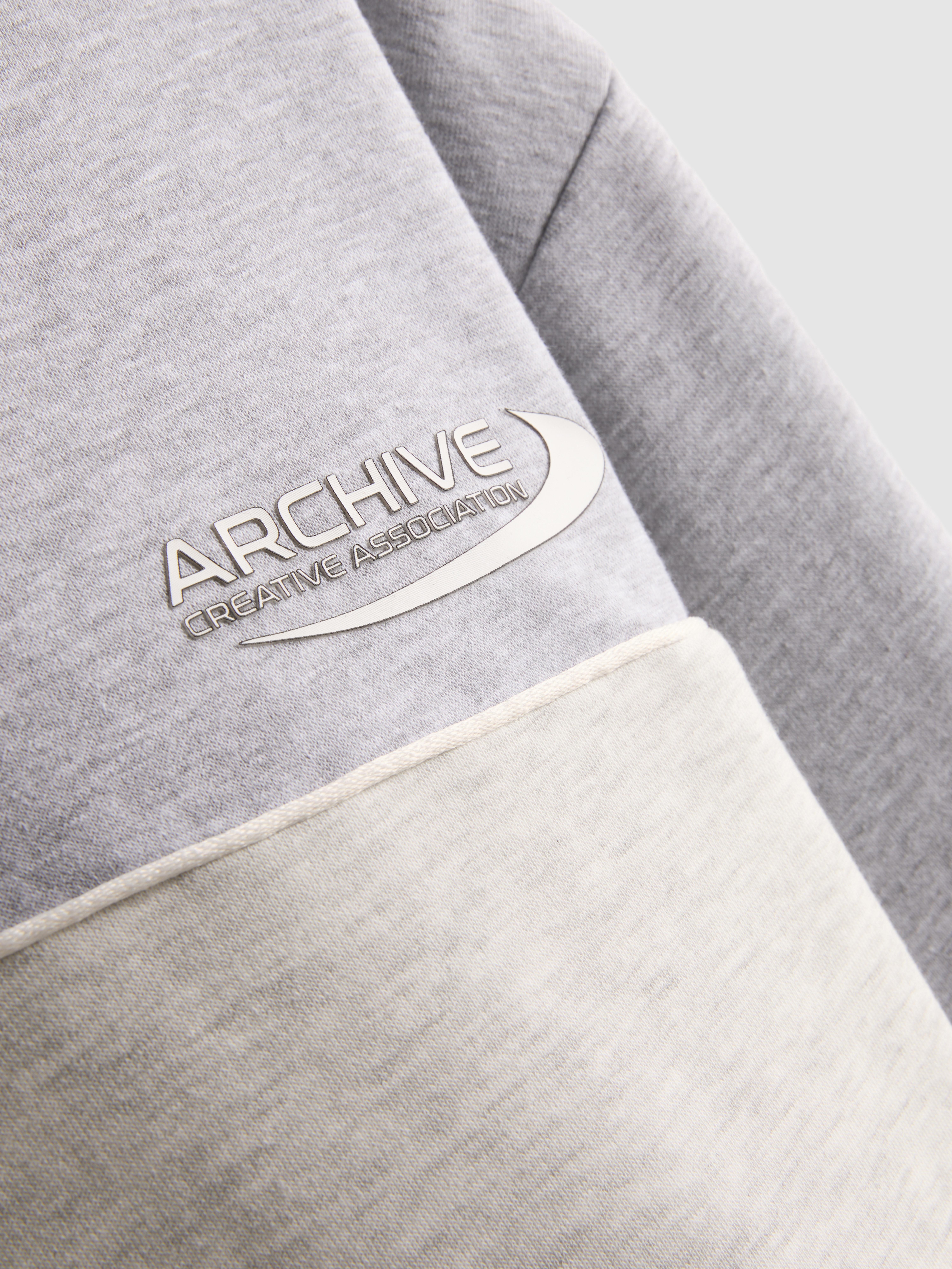 Colorblock High-Neck Sweatshirt - Light Gray