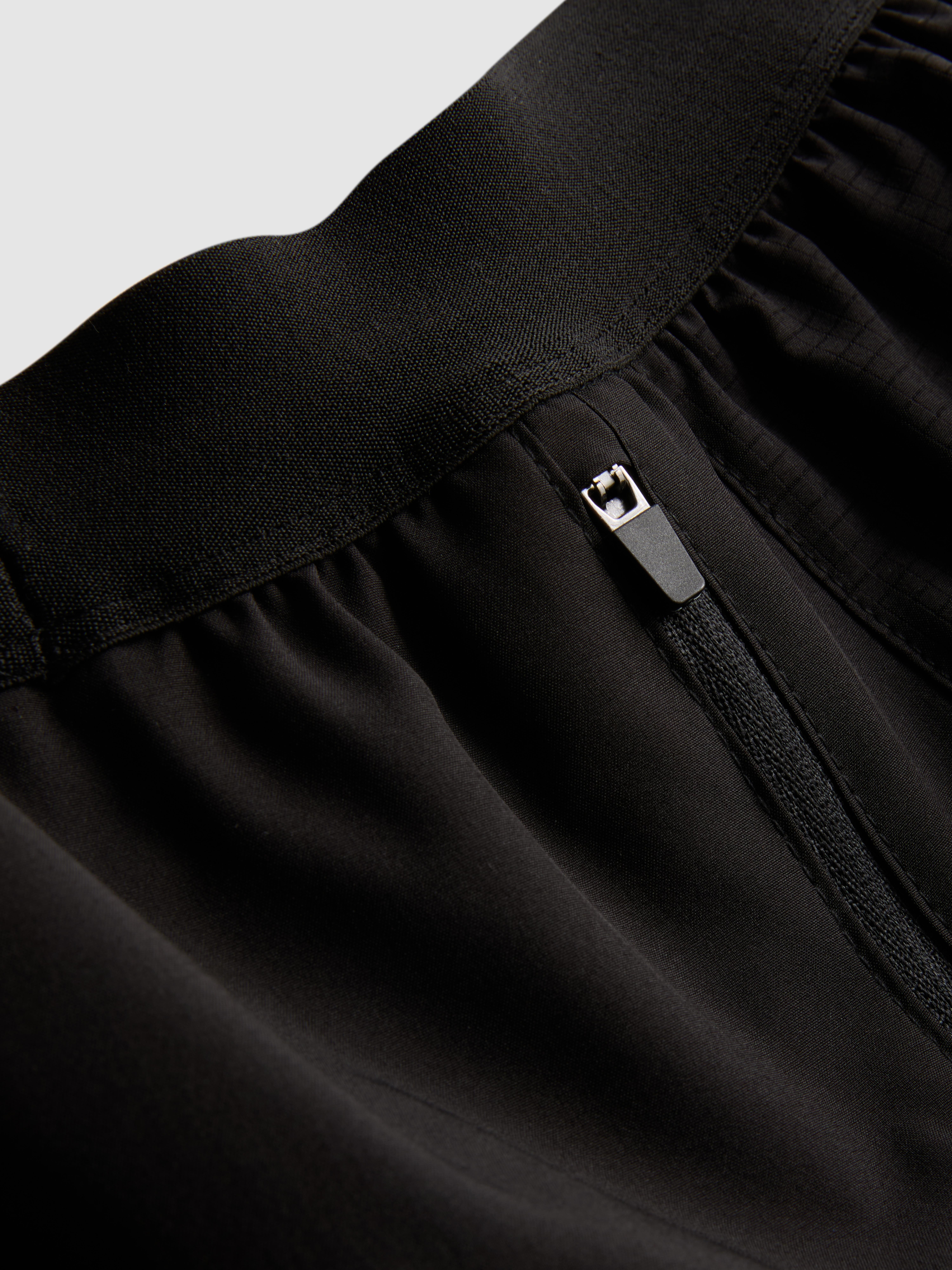 Drawstring Running Shorts - Black
