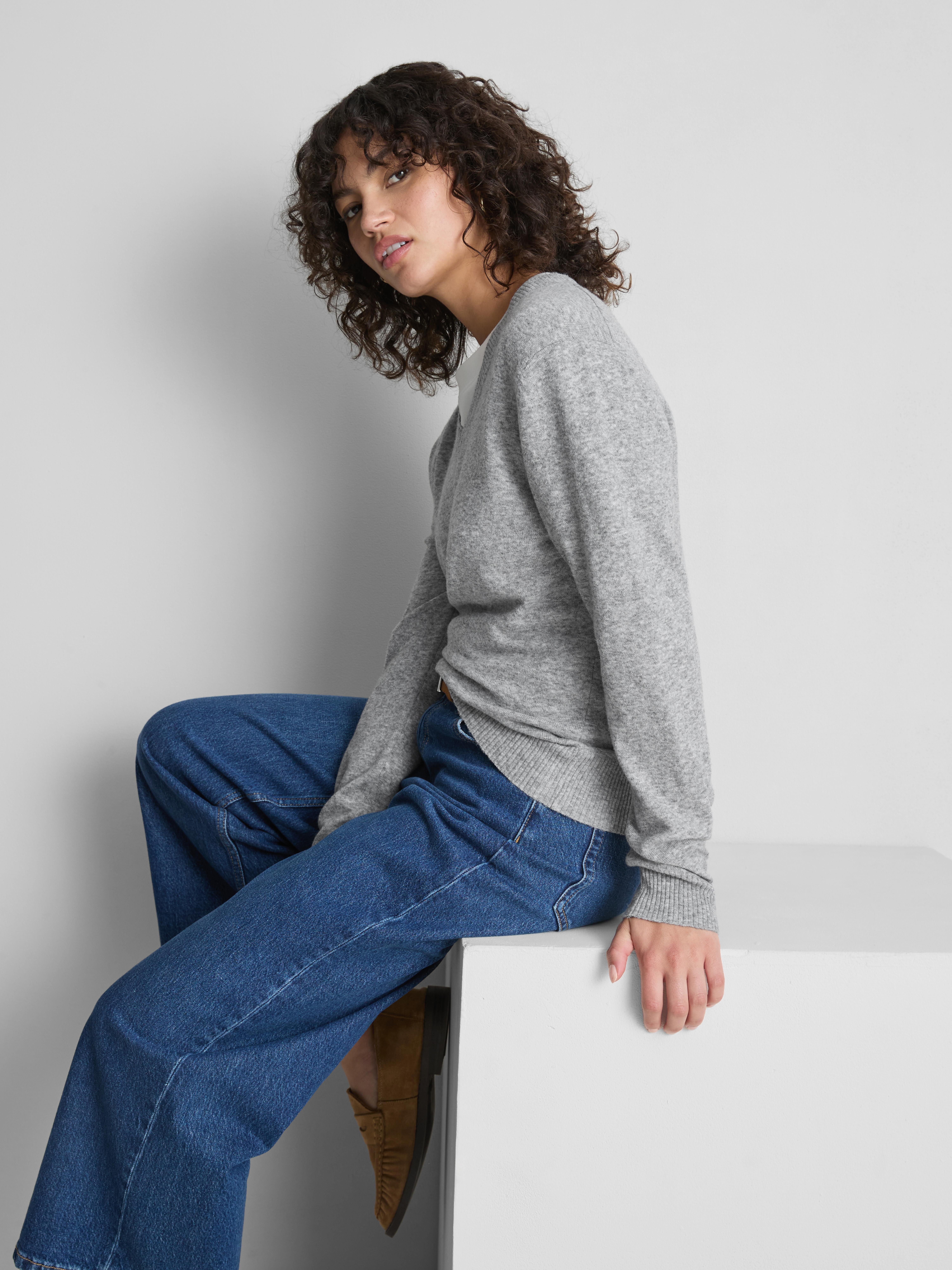Knitted V-Neck Sweater - Gray