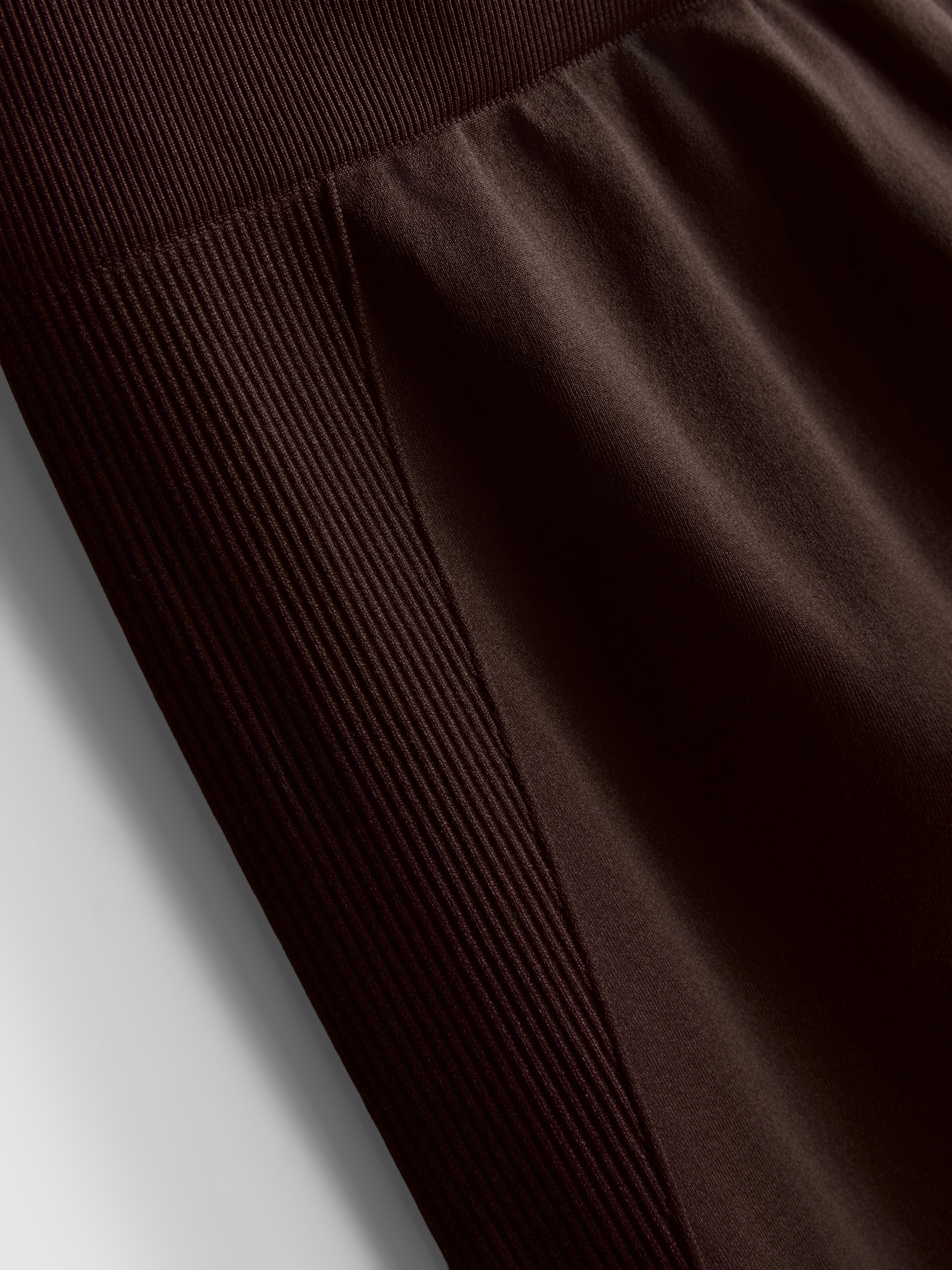 Seamless High-Waisted Active Leggings - Chocolate