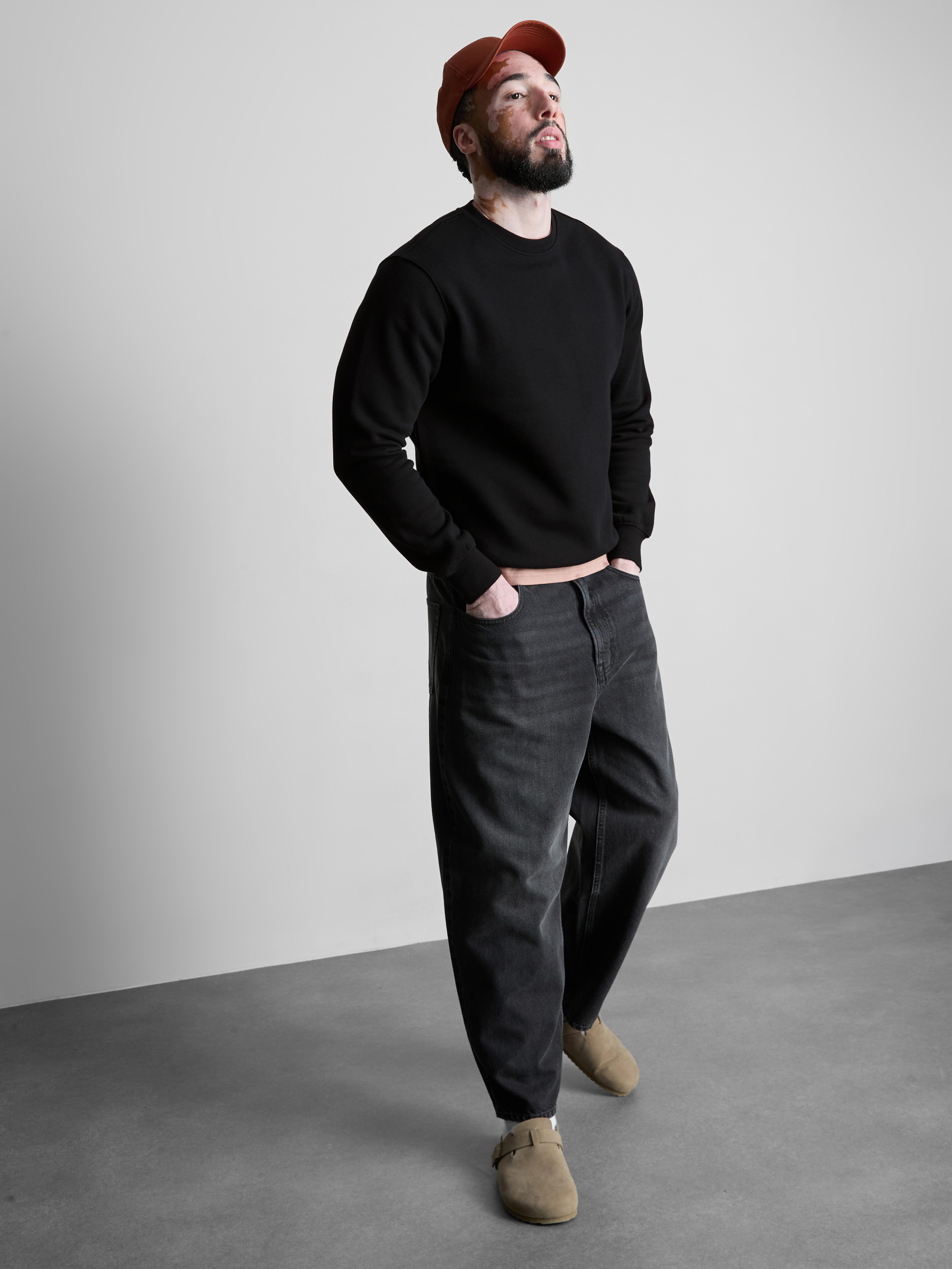 Sweatshirt - Black