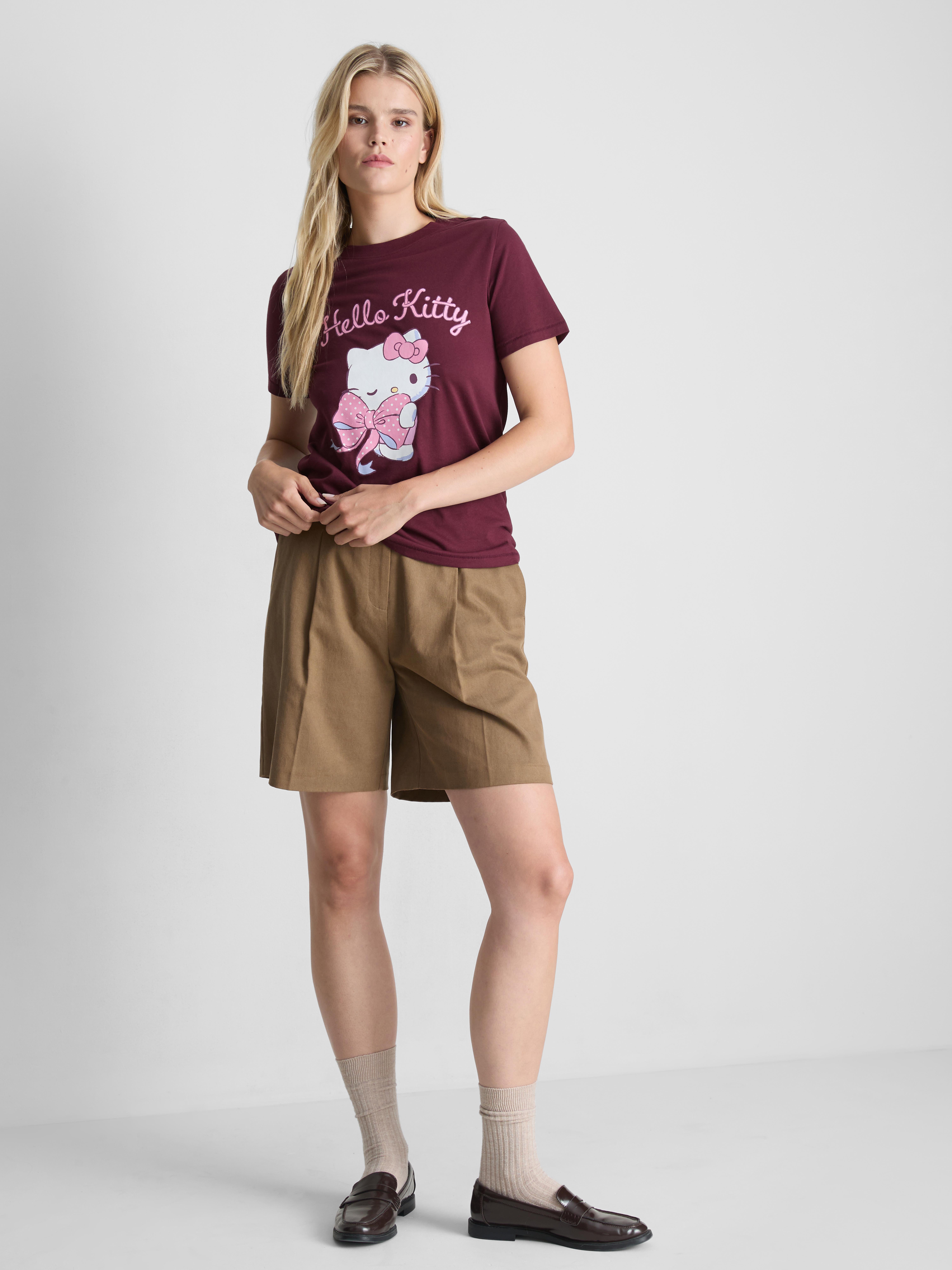 Hello Kitty Pure Cotton Graphic Tee - Burgundy