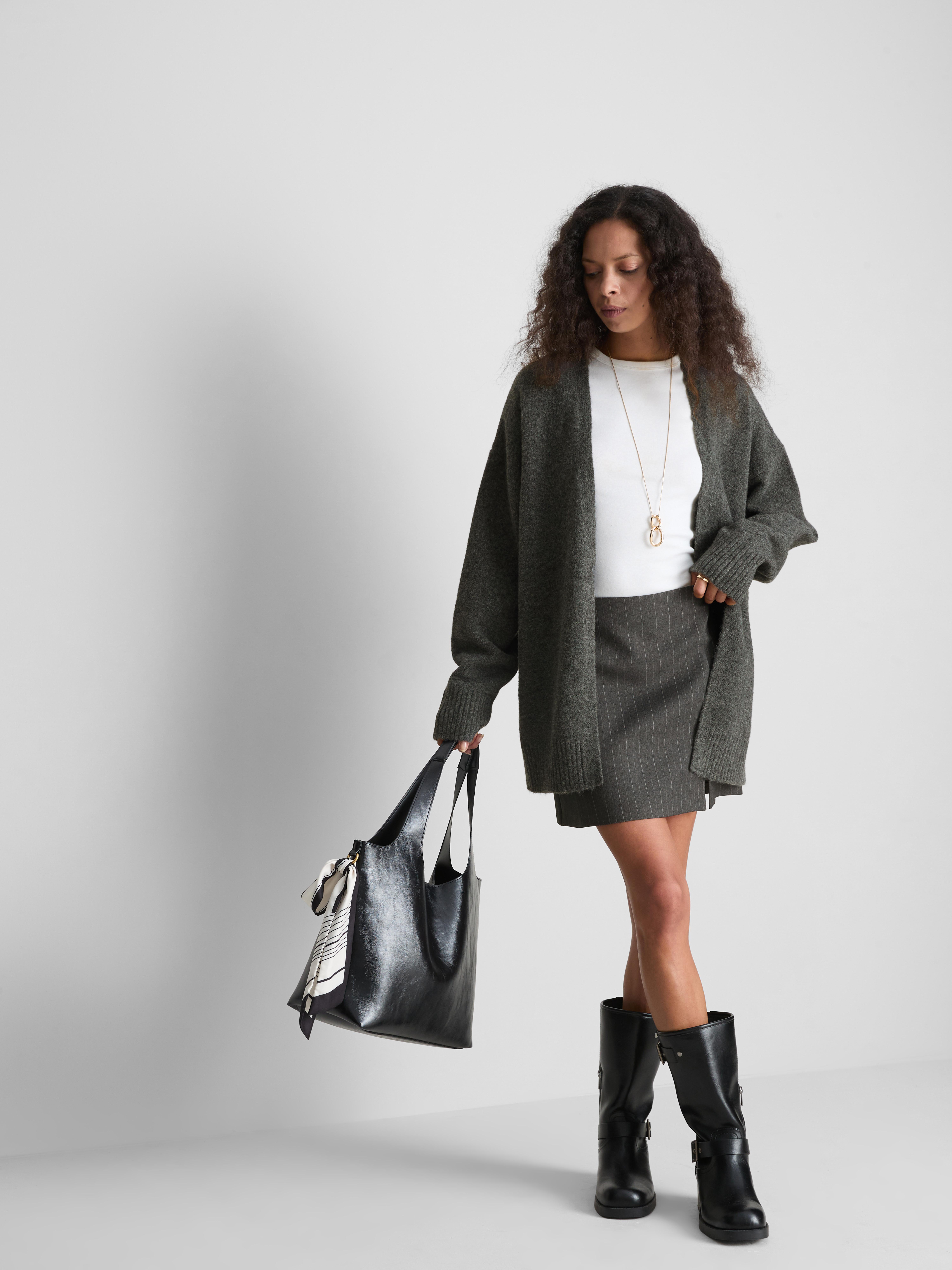 Classic Relaxed Knitted Cardigan - Charcoal Heather