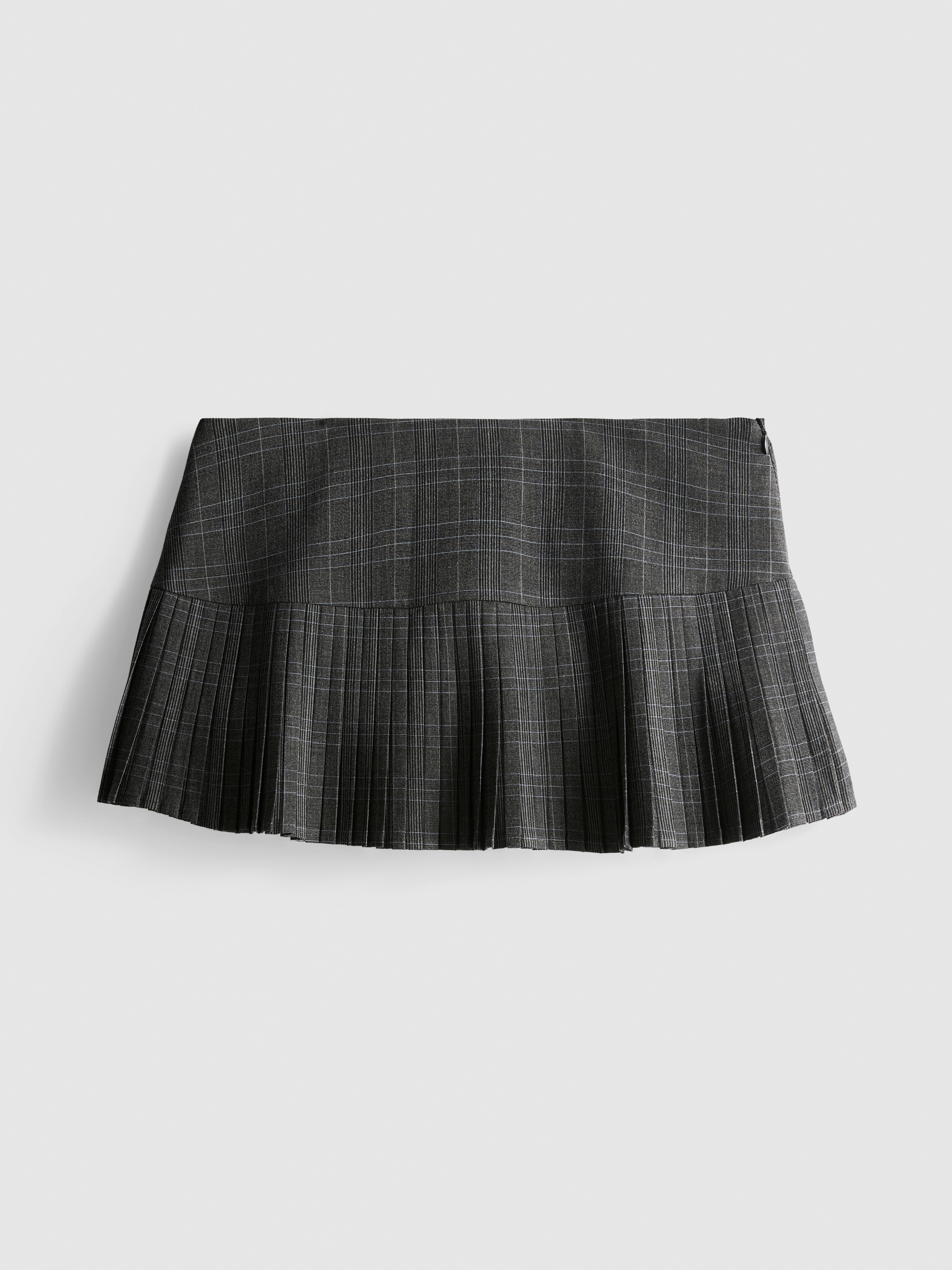 The Primark Scene | Checkered Pleated Mini Skirt - Dark Gray