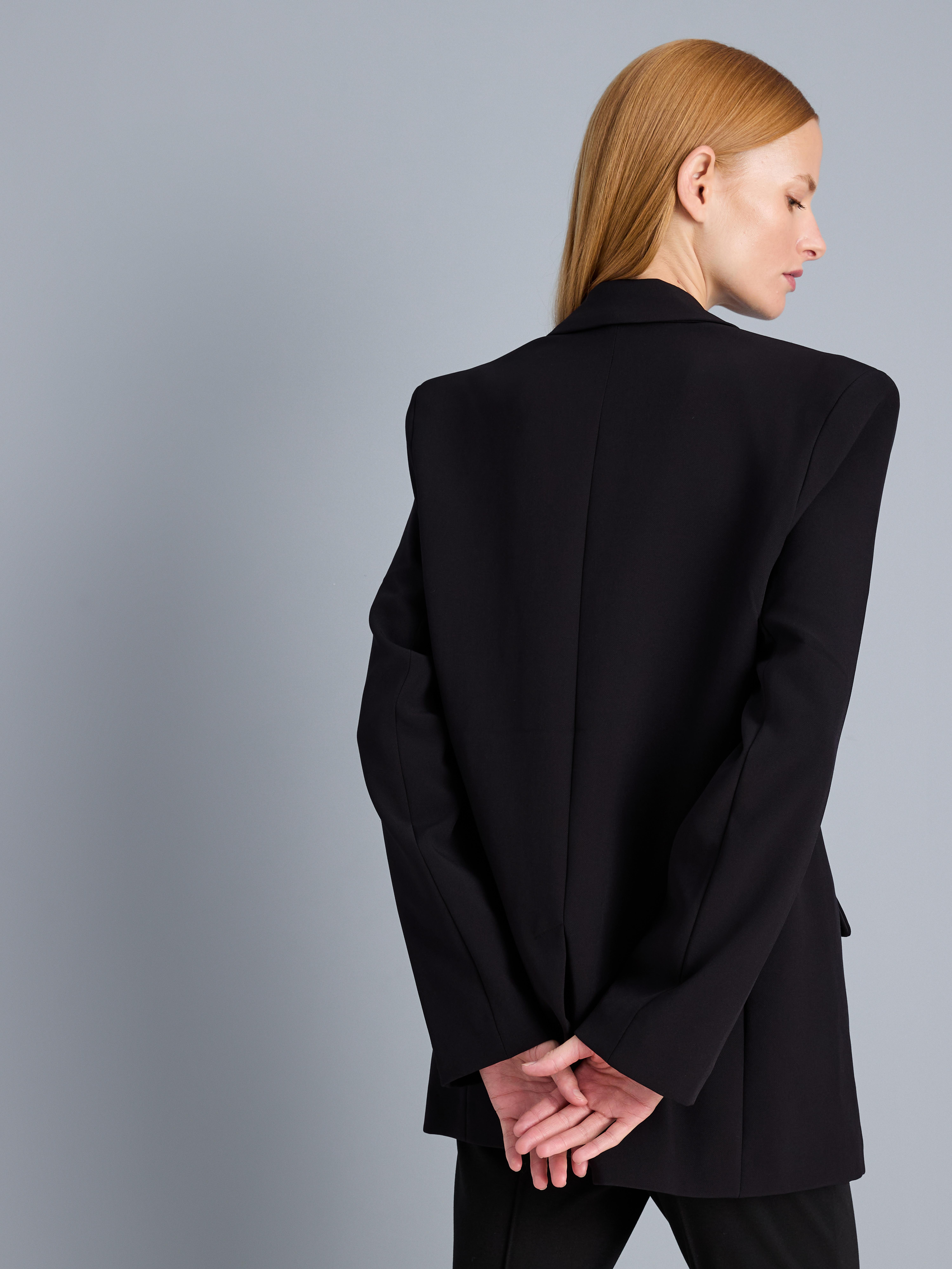 Tailored Single-Breasted Blazer - Black