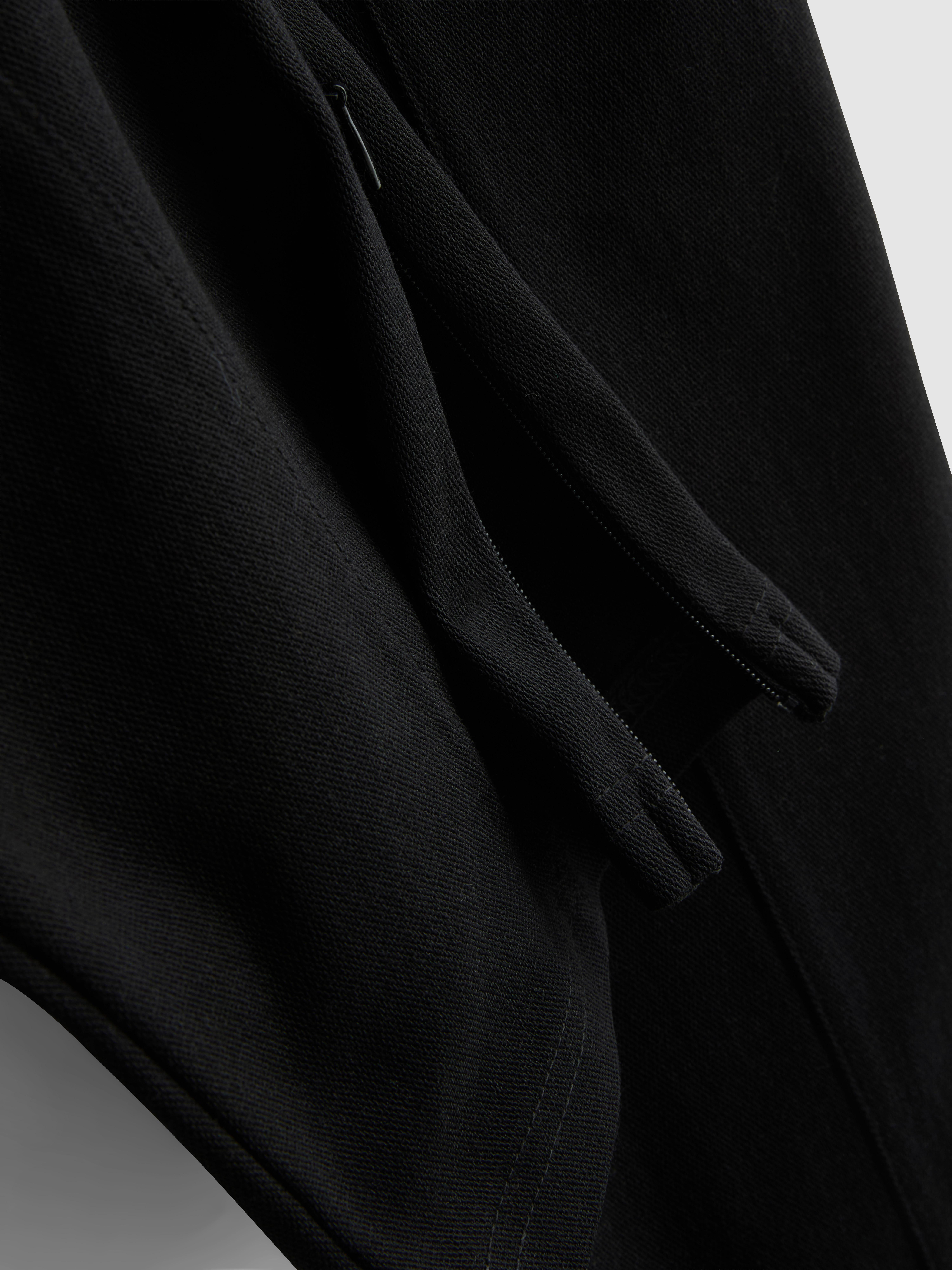 Slim Straight-Leg Pants - Black