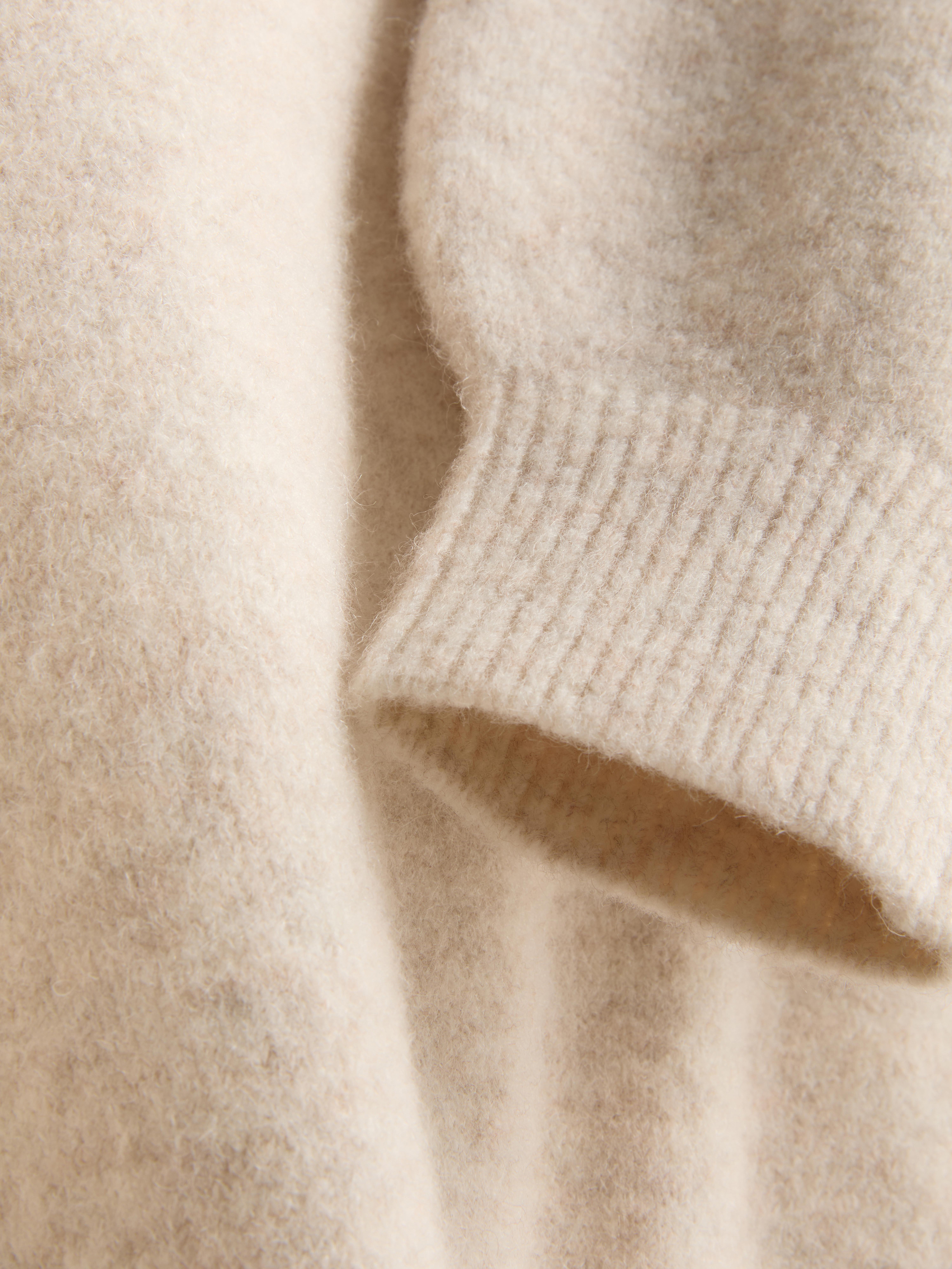 The Primark Scene | Off The Shoulder Knitted Sweater - Cream